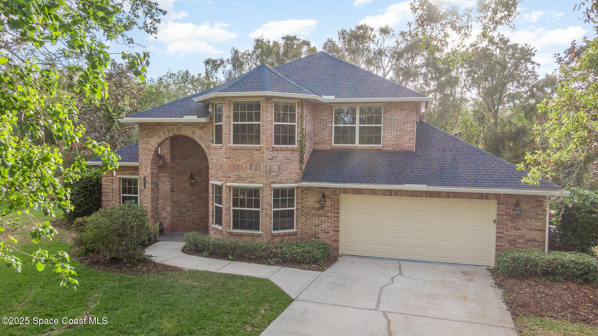 1824 Sabal Palm Drive