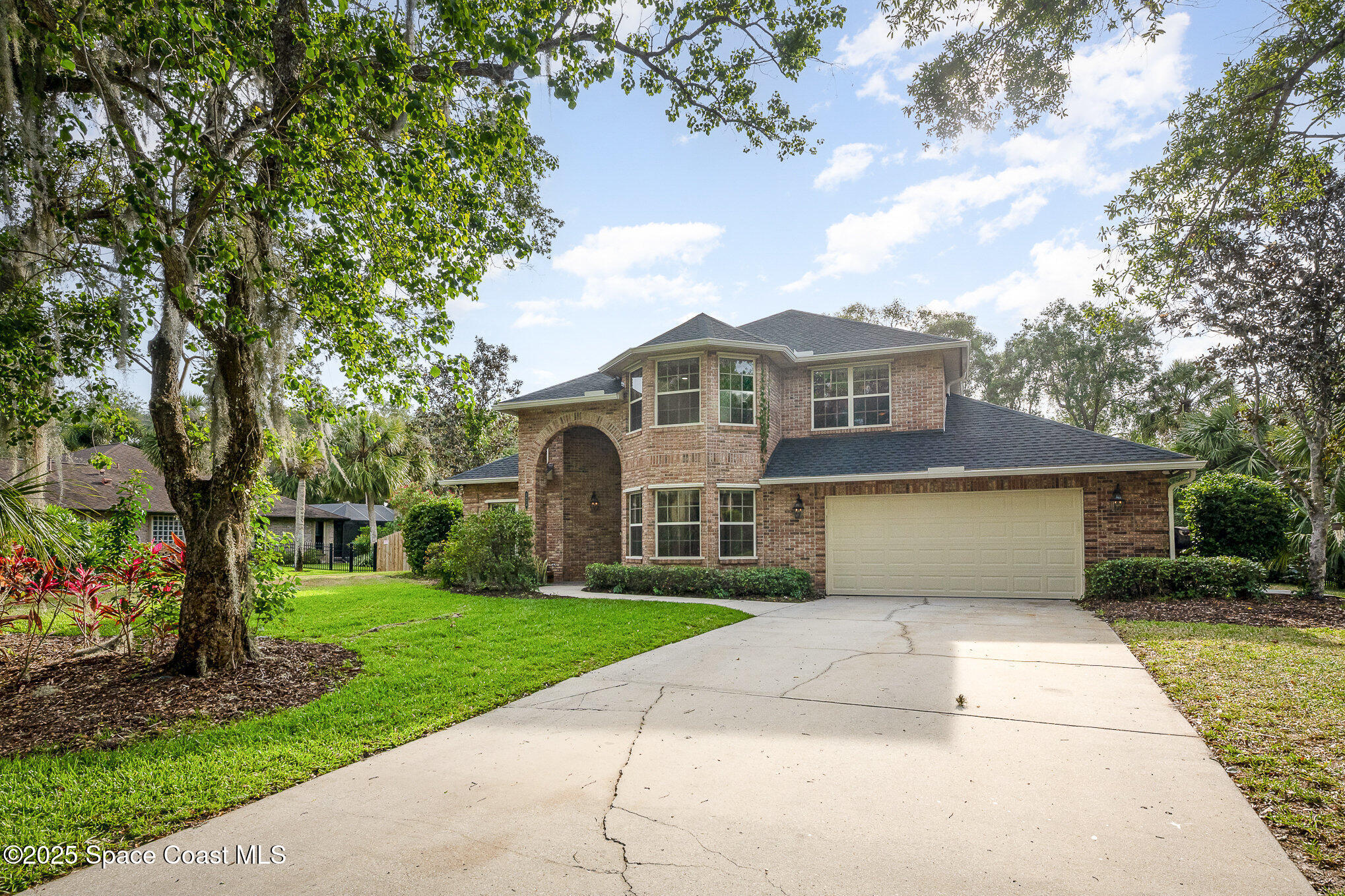 1824 Sabal Palm Drive