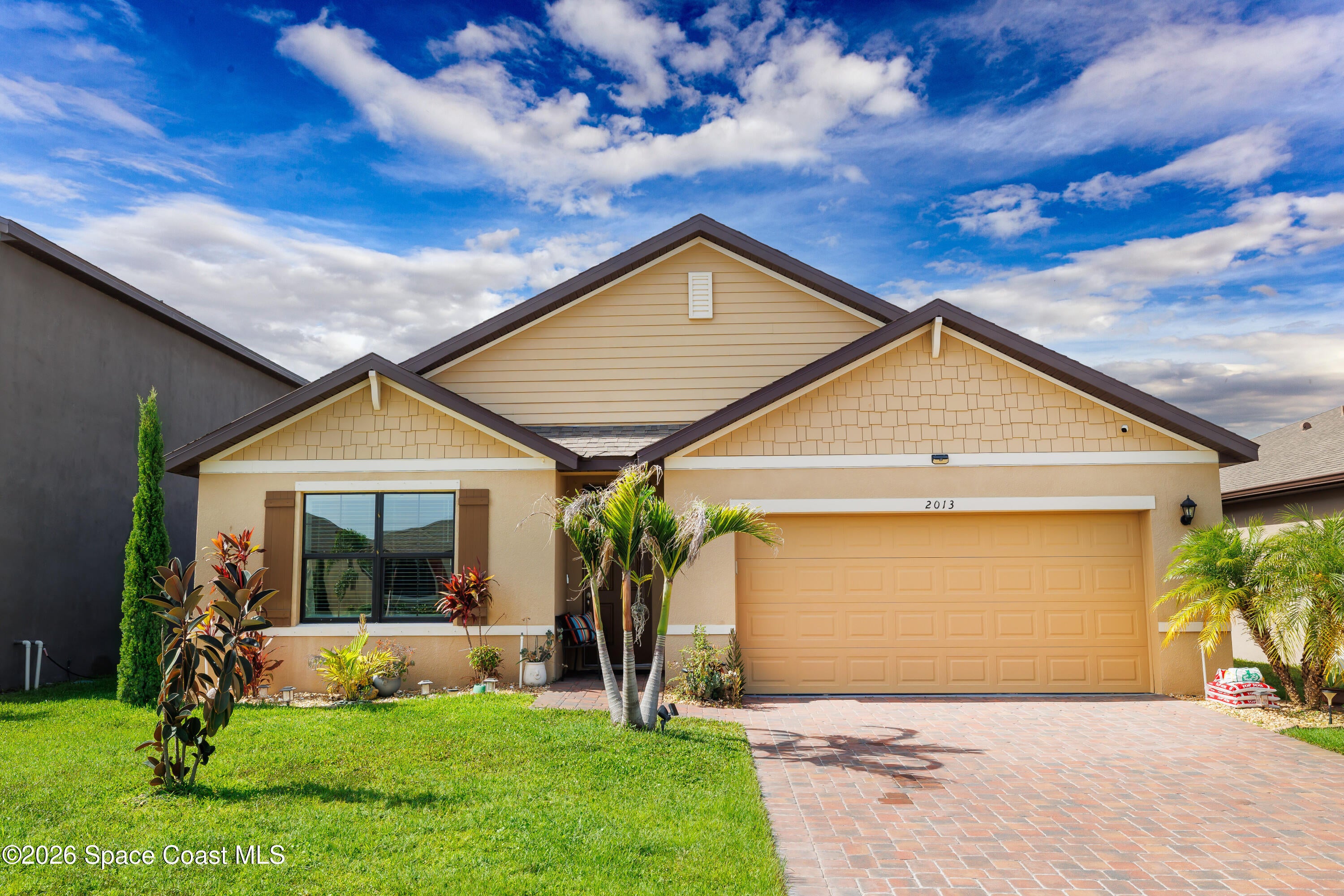 2013 Capital Drive SE