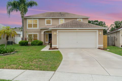 Single Family Residence in Orlando FL 4121 Mendenwood Lane.jpg