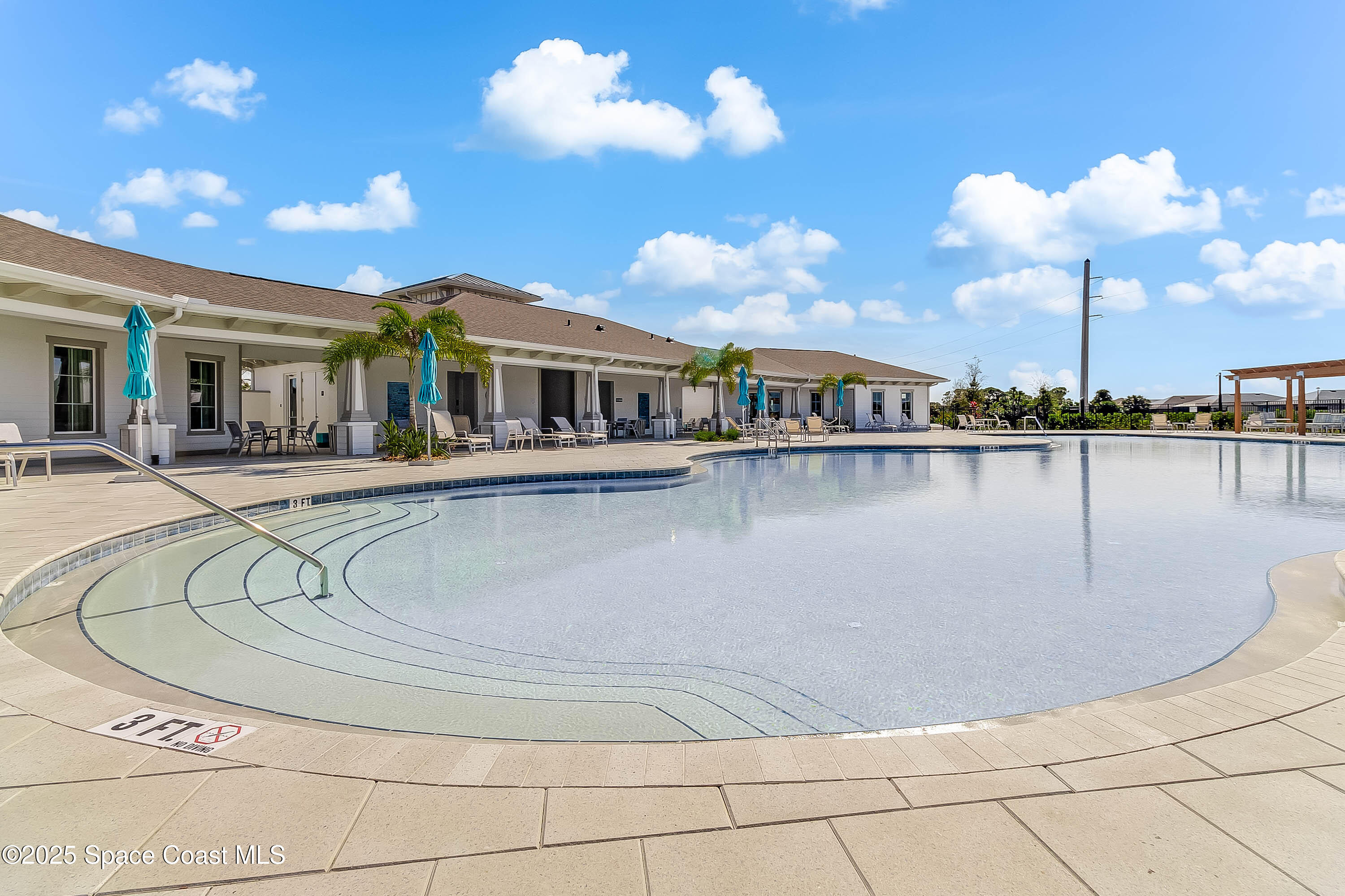 7075 Serpentine Court