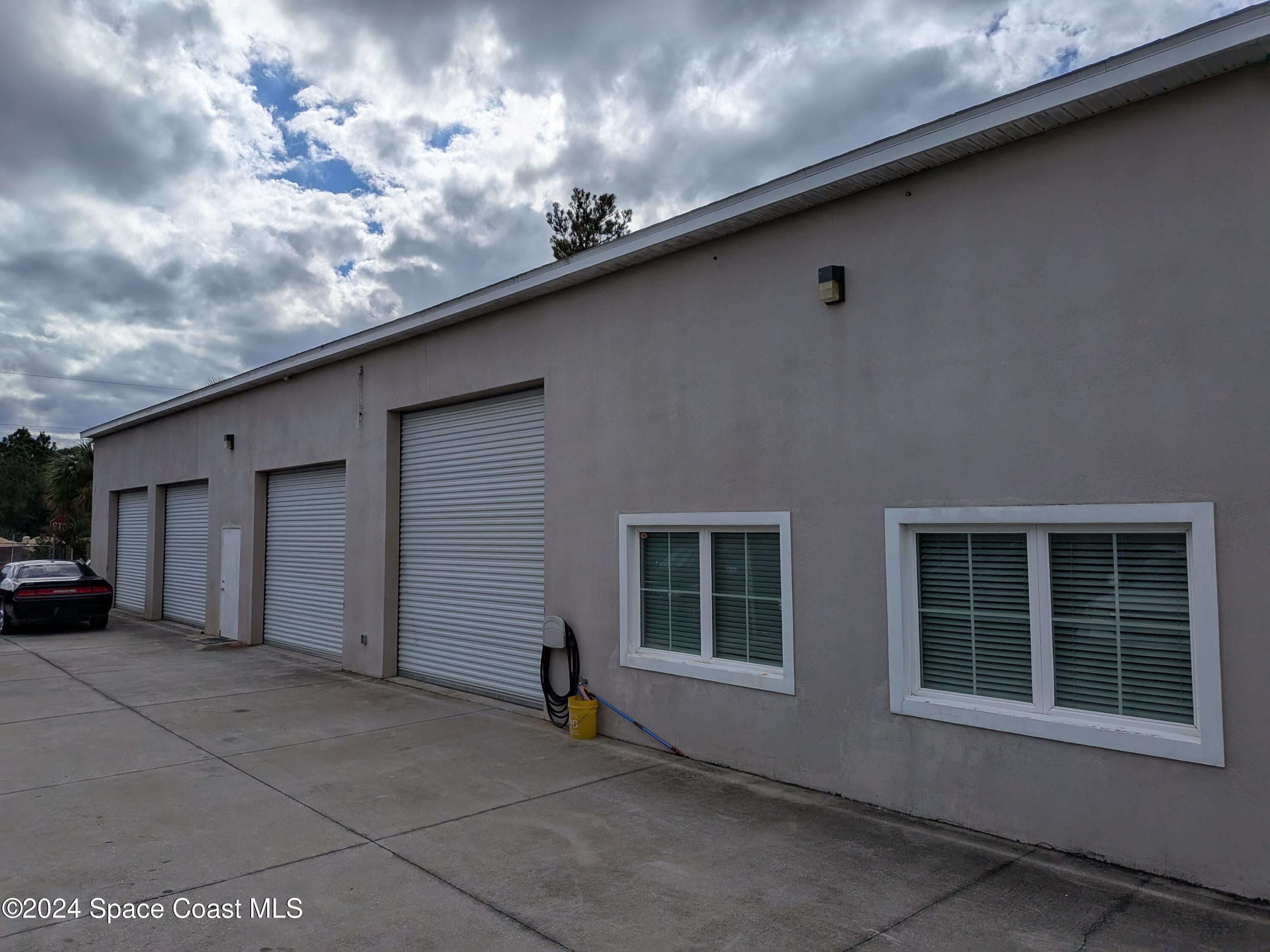 1742 Canova Street SE