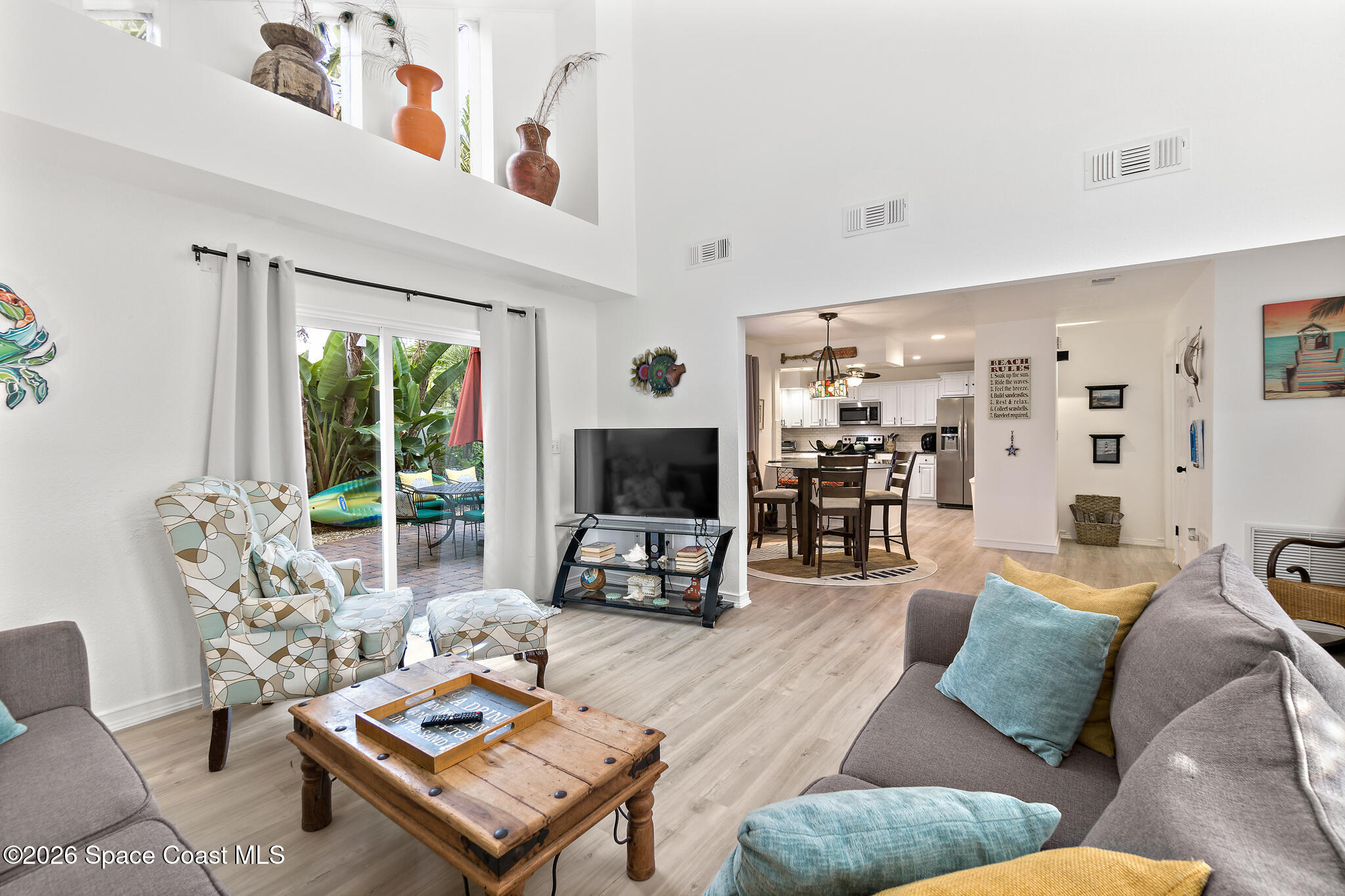 8495 Ridgewood Avenue