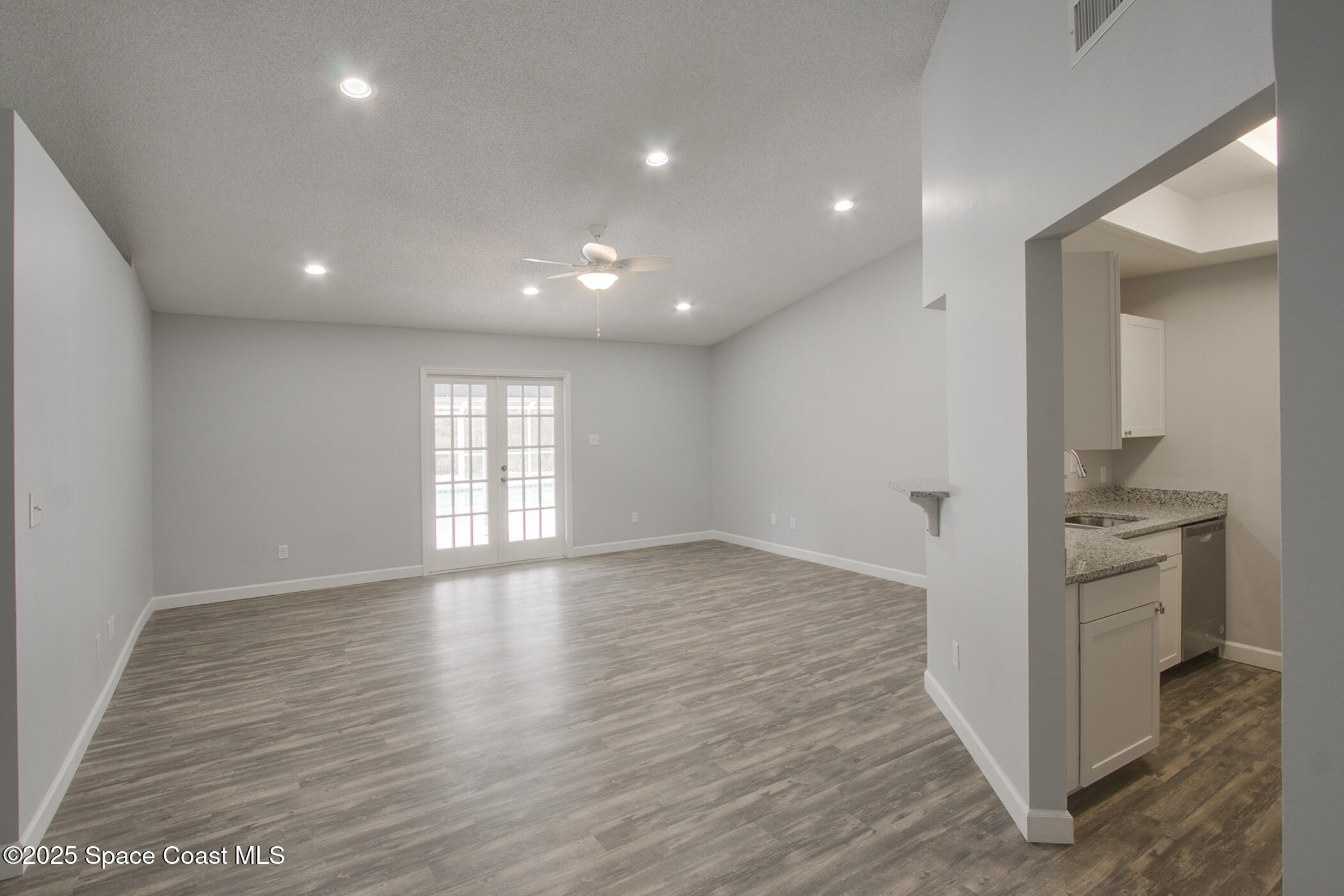 5492 Wendy Lee Drive