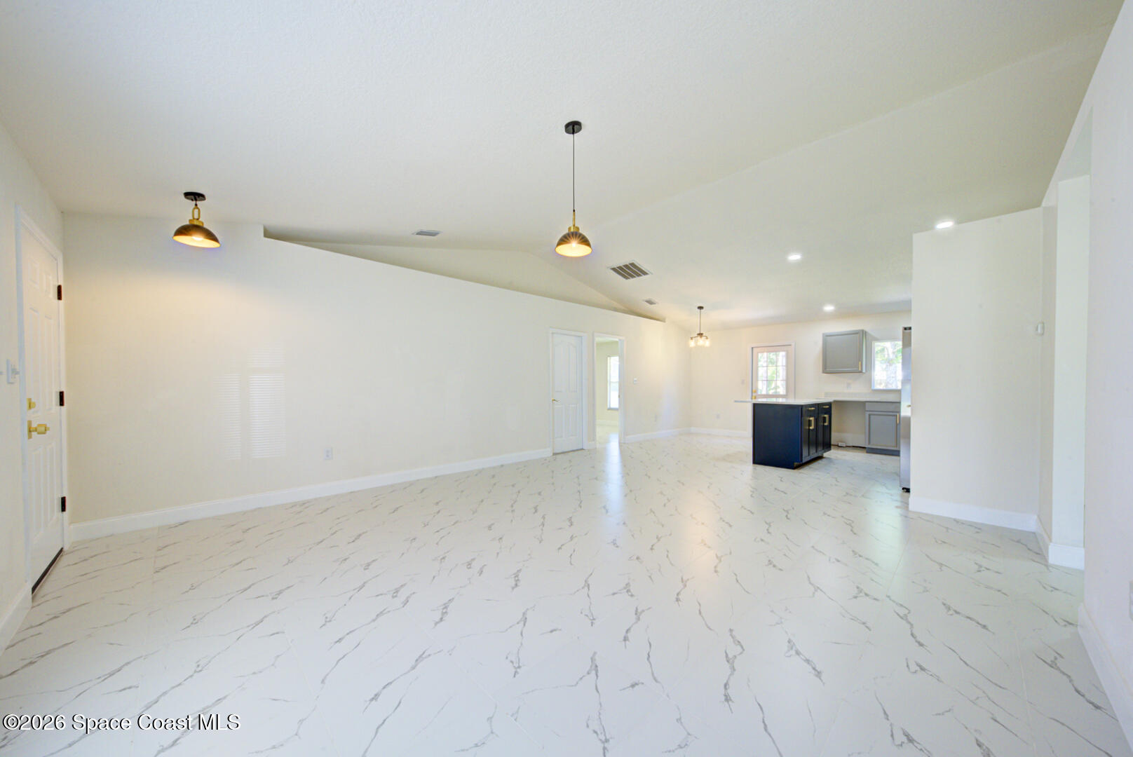5940 Fisherman Lane