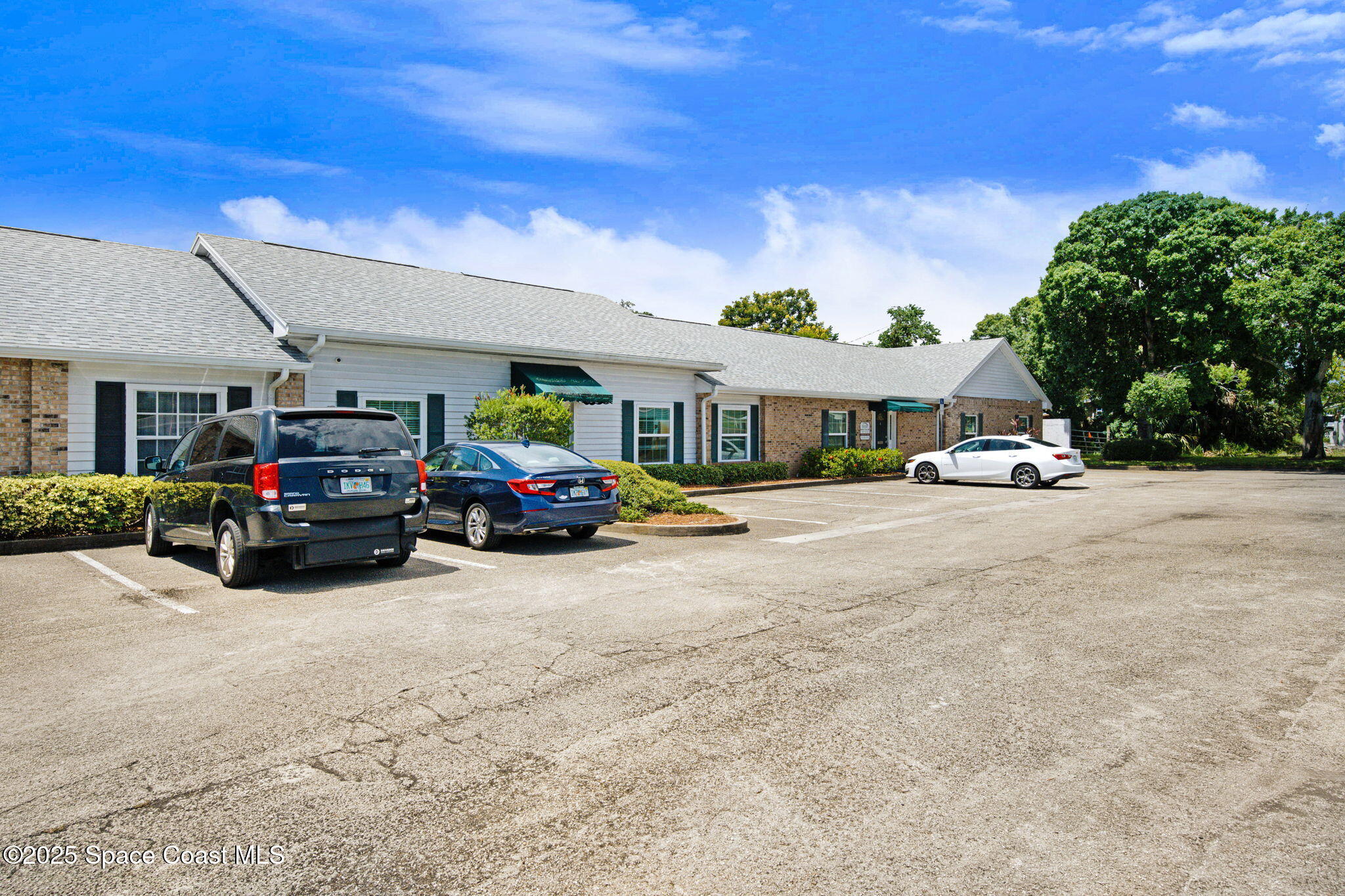 1801 Sarno Road 5 & 6
