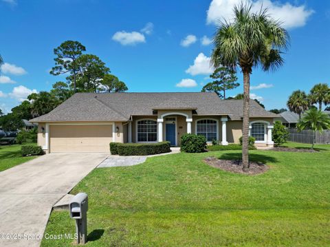 942 Peachland Avenue NE Palm Bay FL 32907