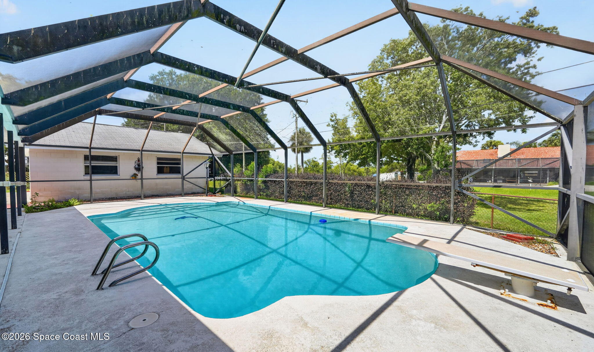 2753 Sherwood Drive