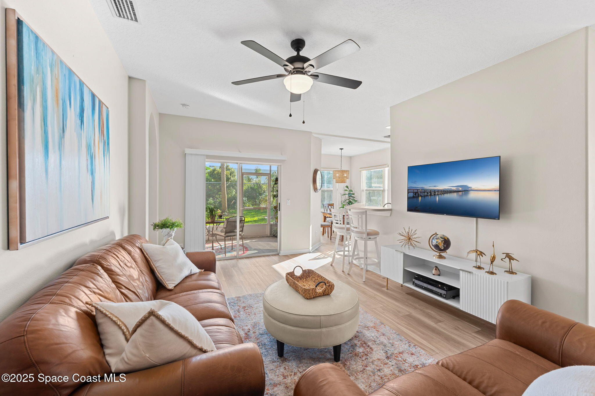 1035 Venetian Drive 105