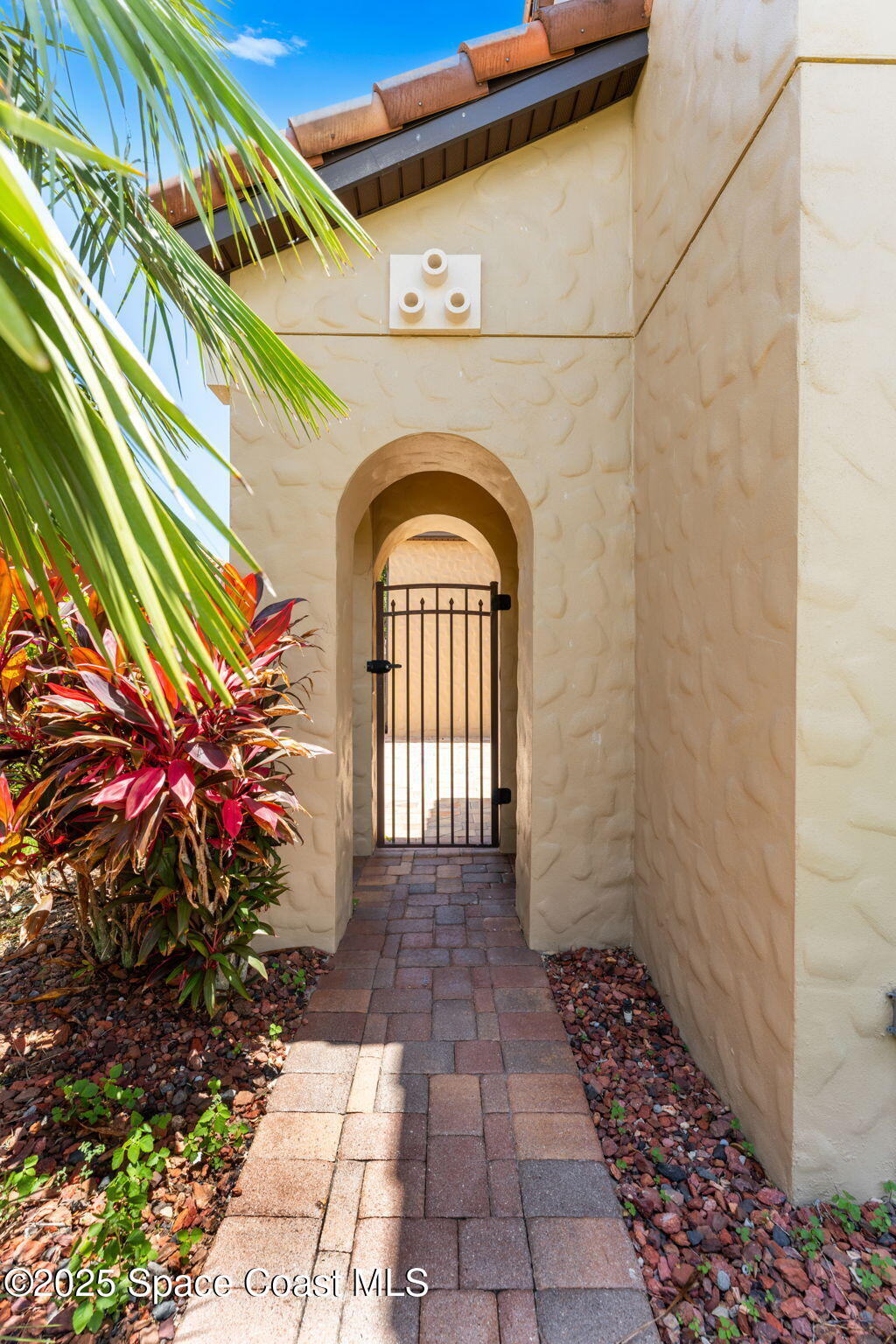 659 Monterey Drive