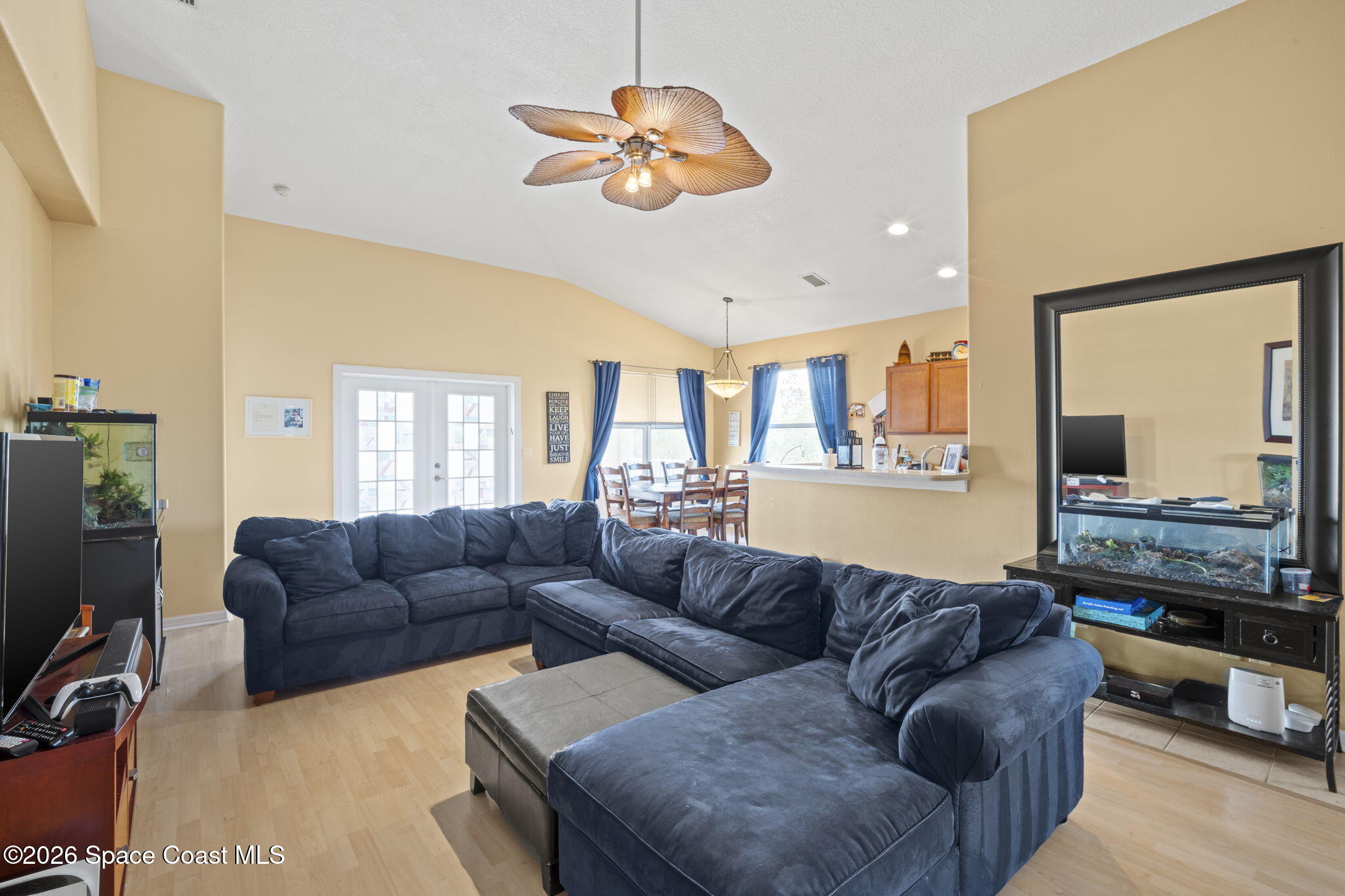 1065 Venetian Drive 205