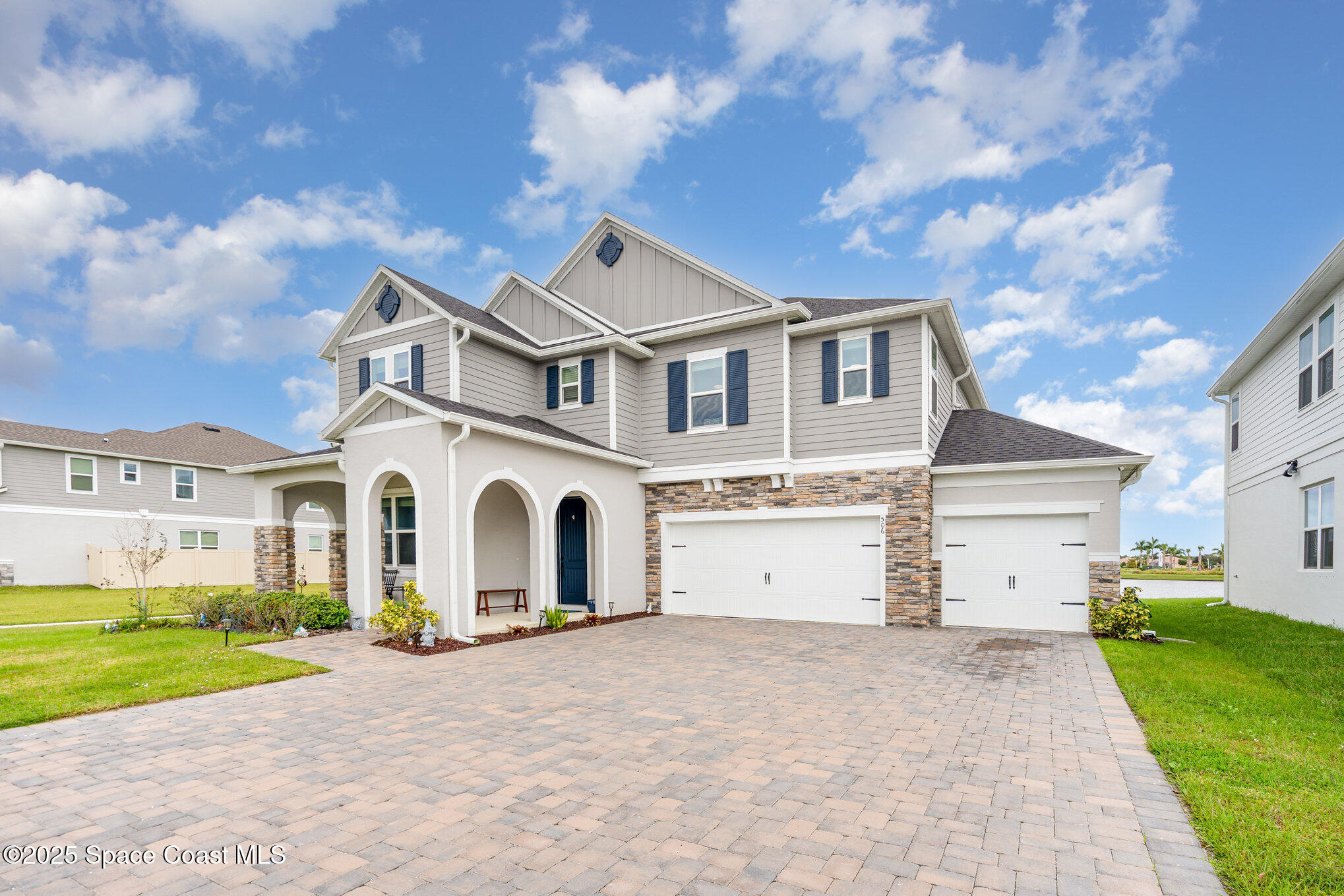 506 Glaspell Circle SE