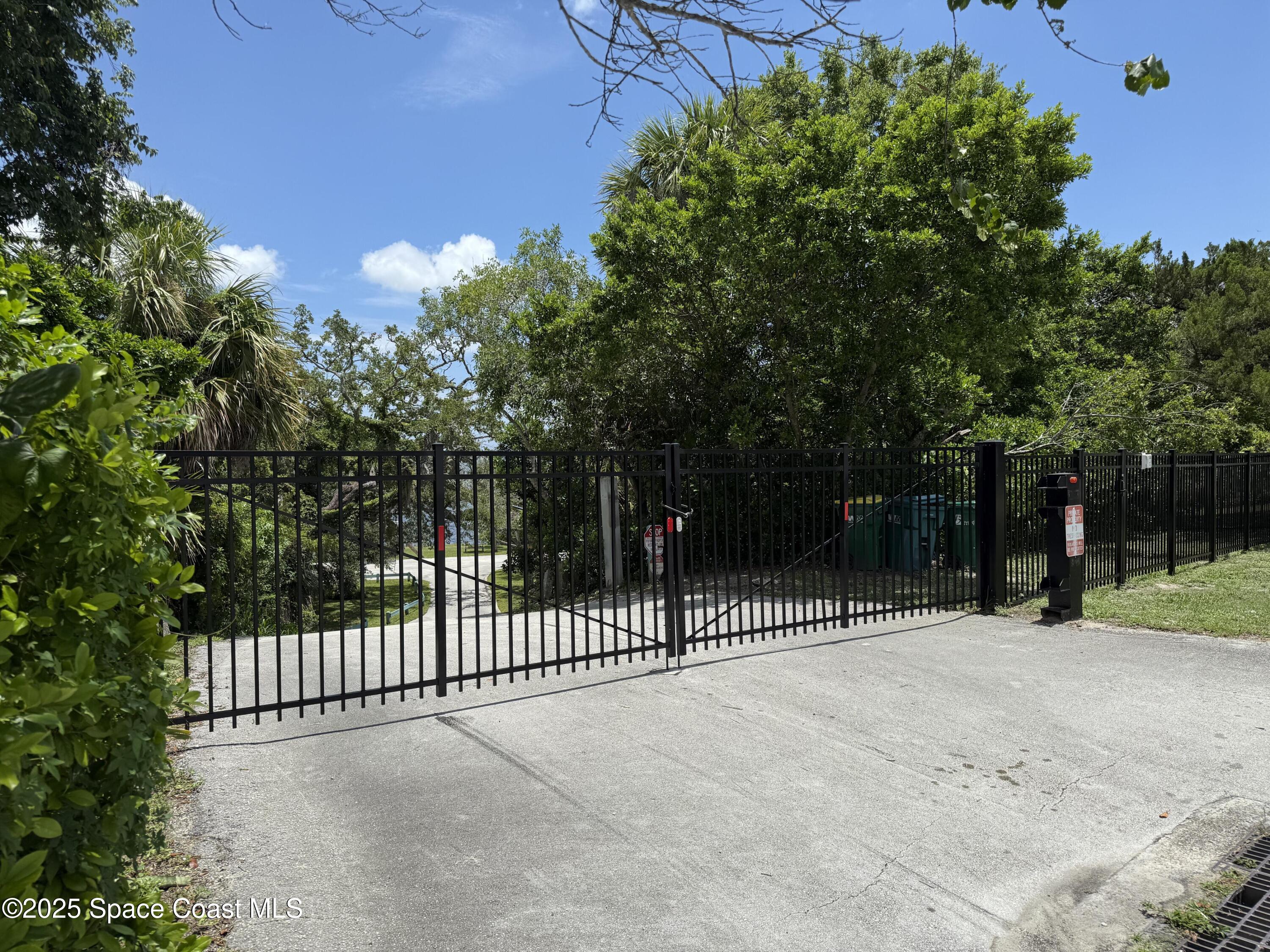 2103 Indian River Drive