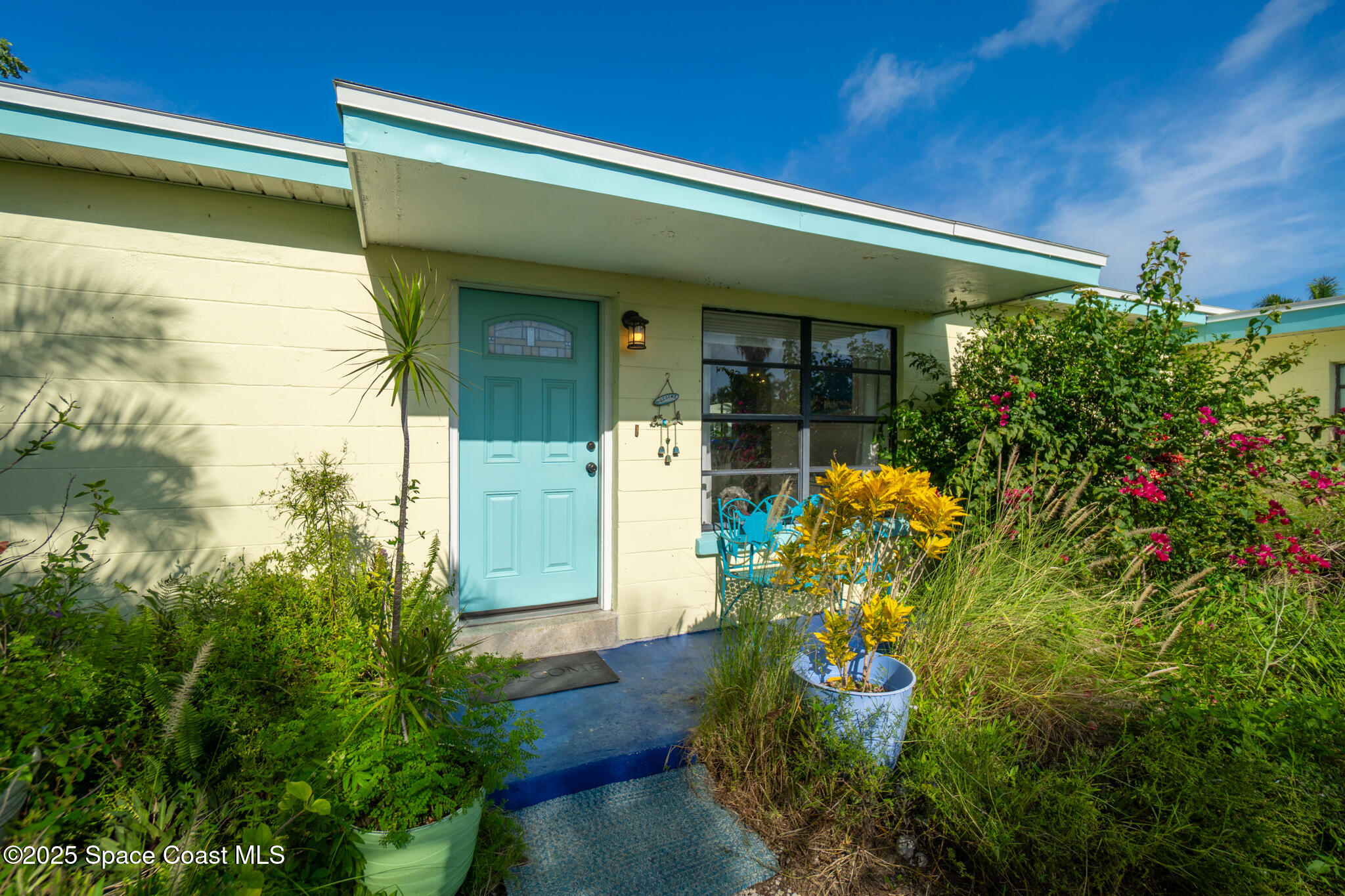 300 Pelican Drive