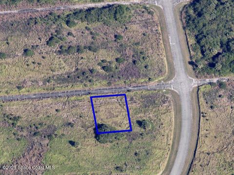 1012 Fame Street SW Palm Bay FL 32908