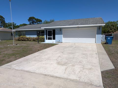 845 Dupont Street NE Palm Bay FL 32907