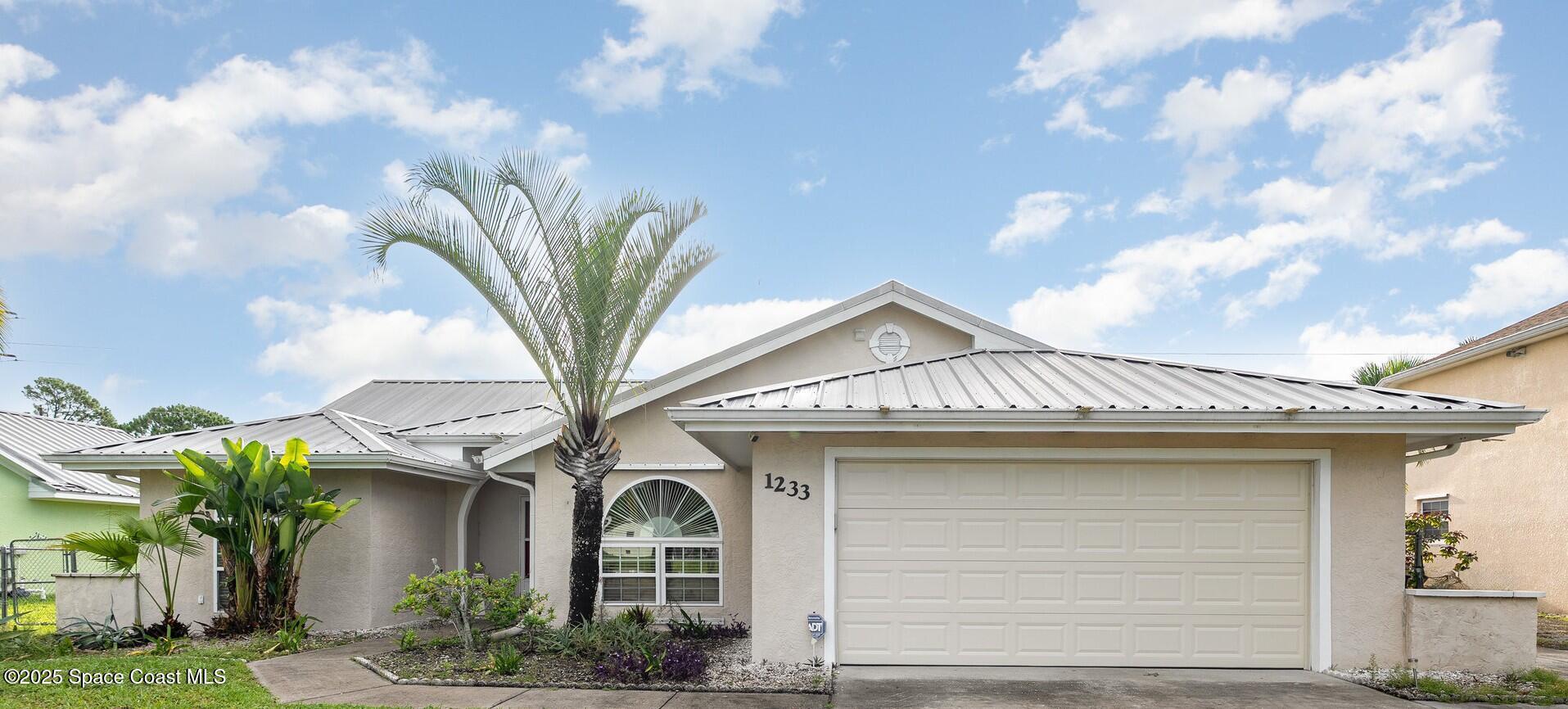 1233 Lamplighter Drive NW