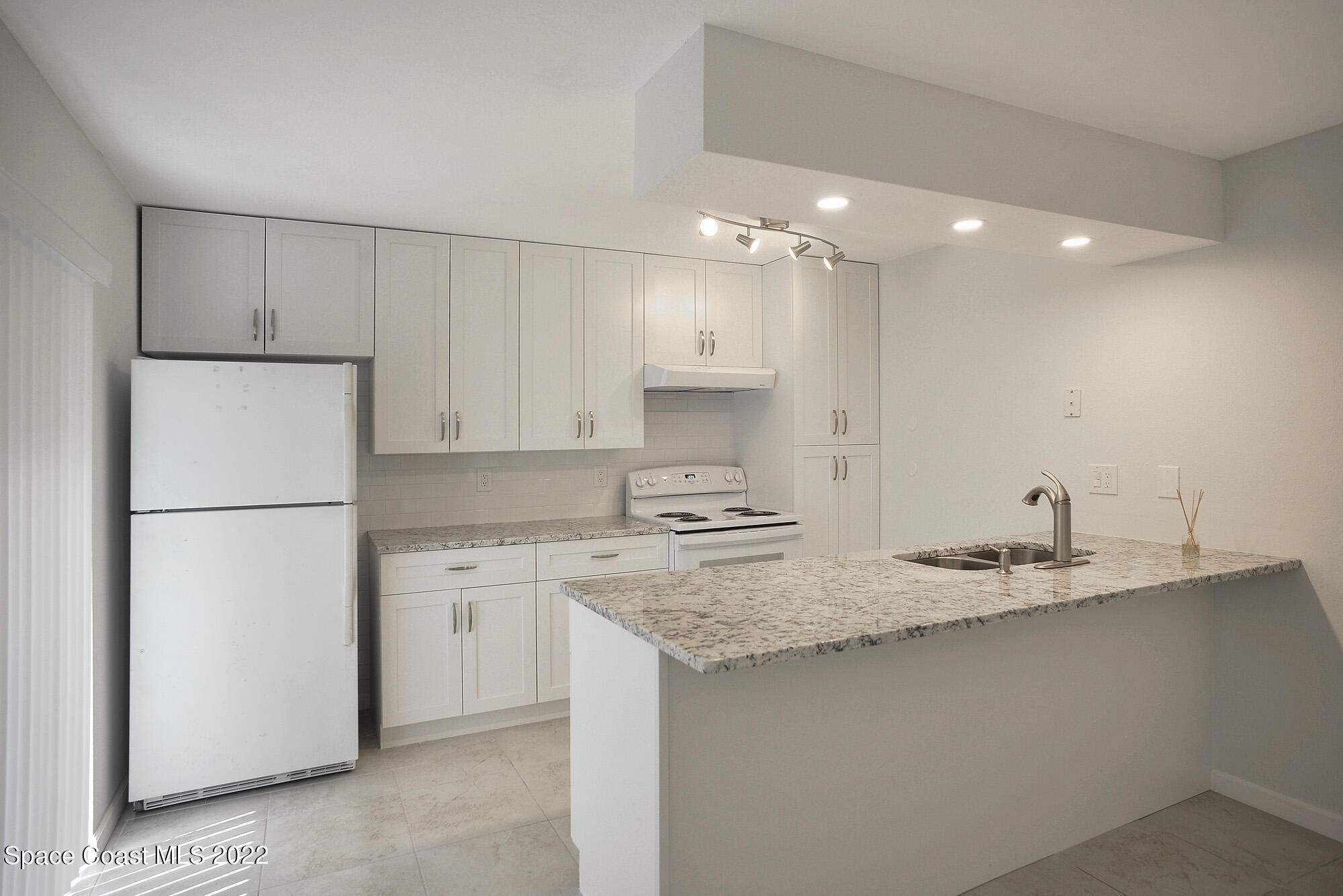 3237 Sea Oats Circle