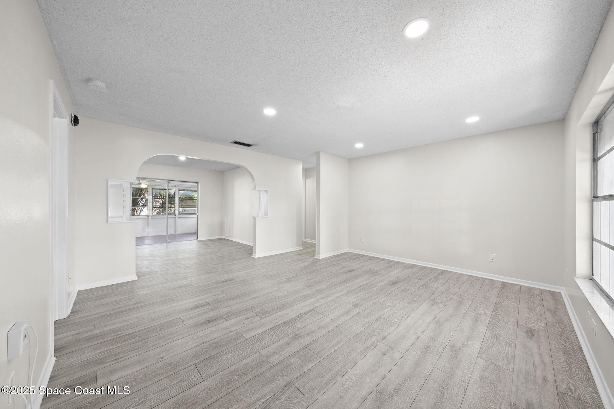 101 Eureka Avenue NE