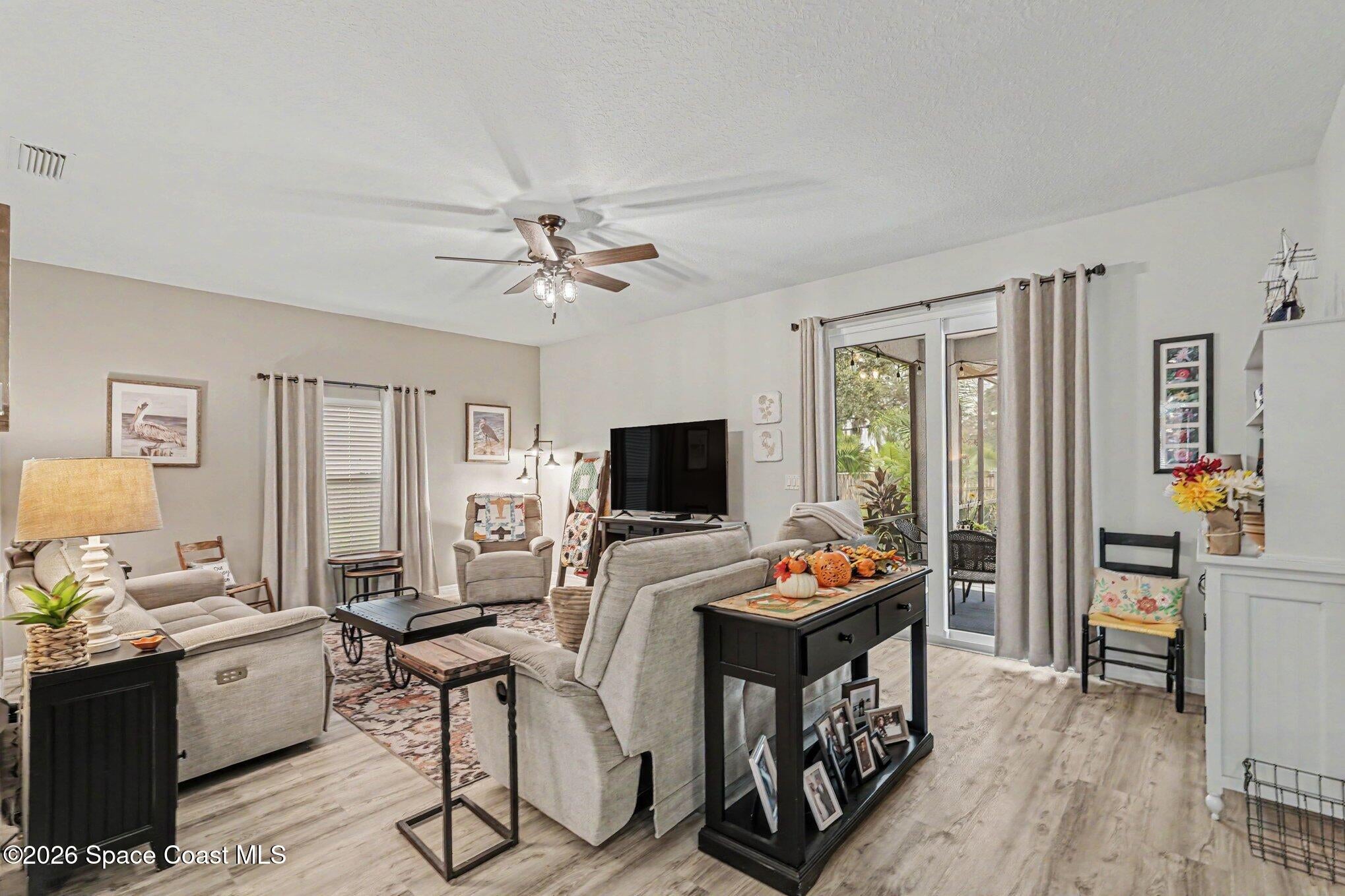 1013 Del Mar Circle