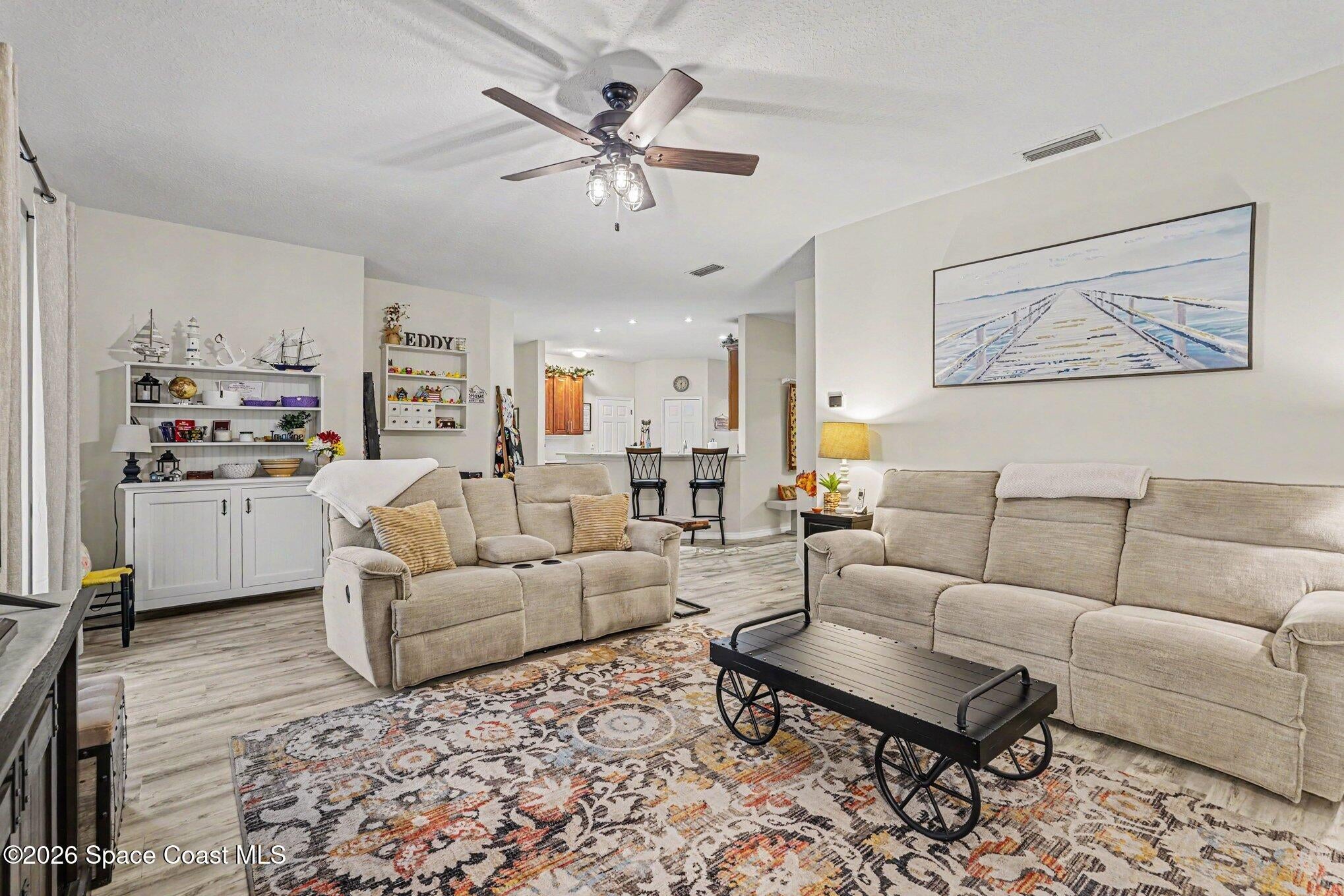 1013 Del Mar Circle