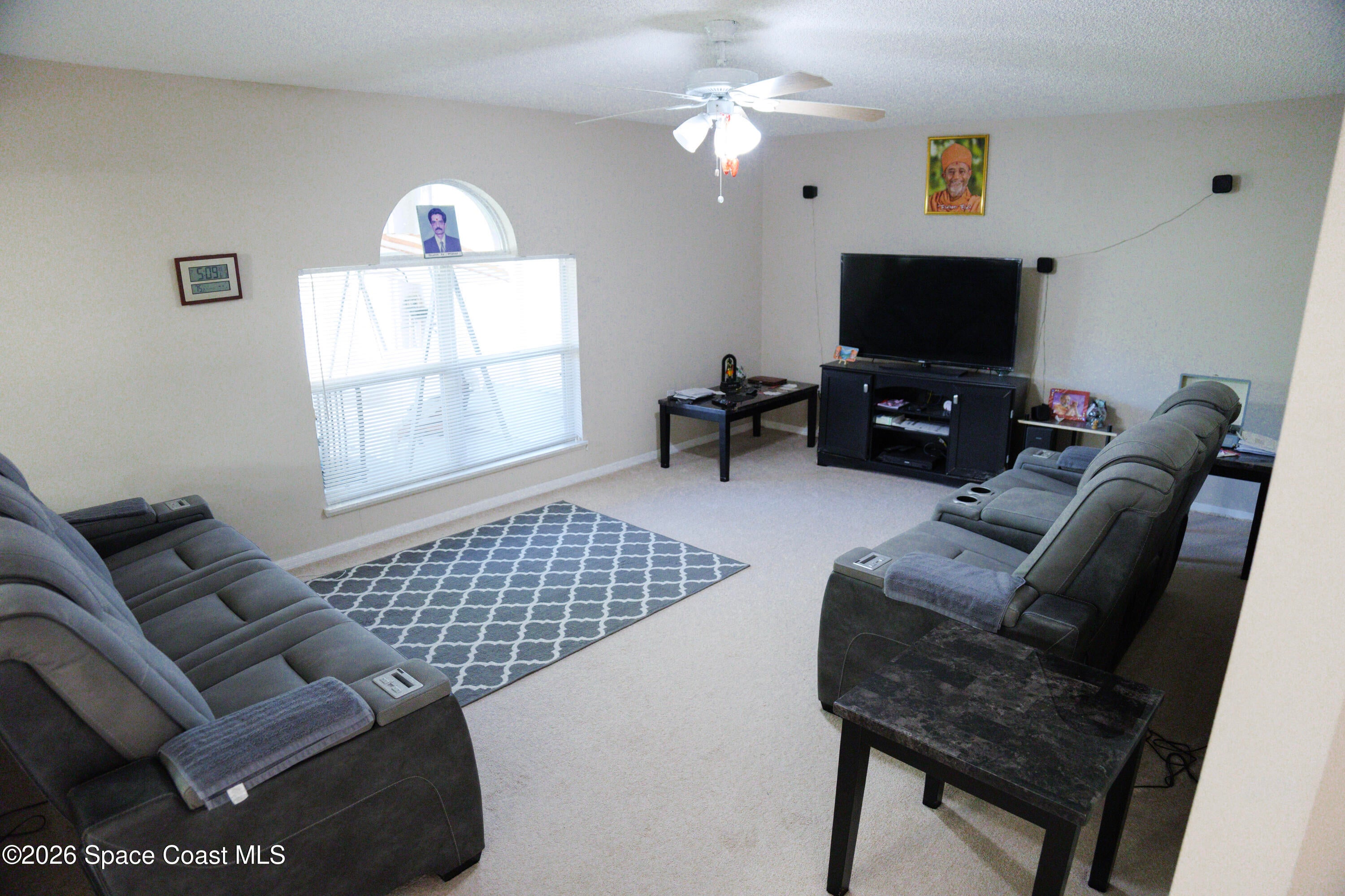 569 Macon Drive E