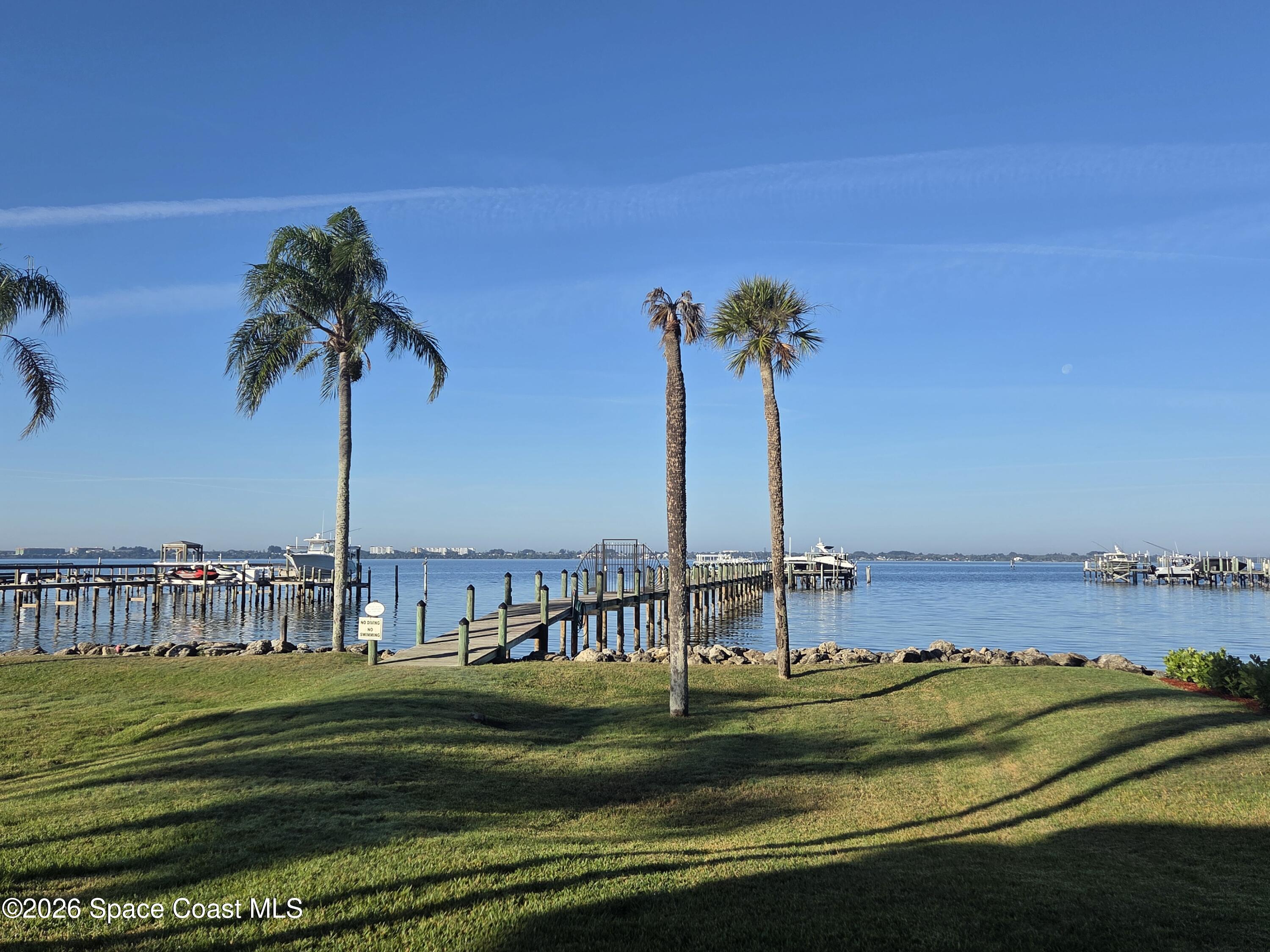 252 Seaview Street C