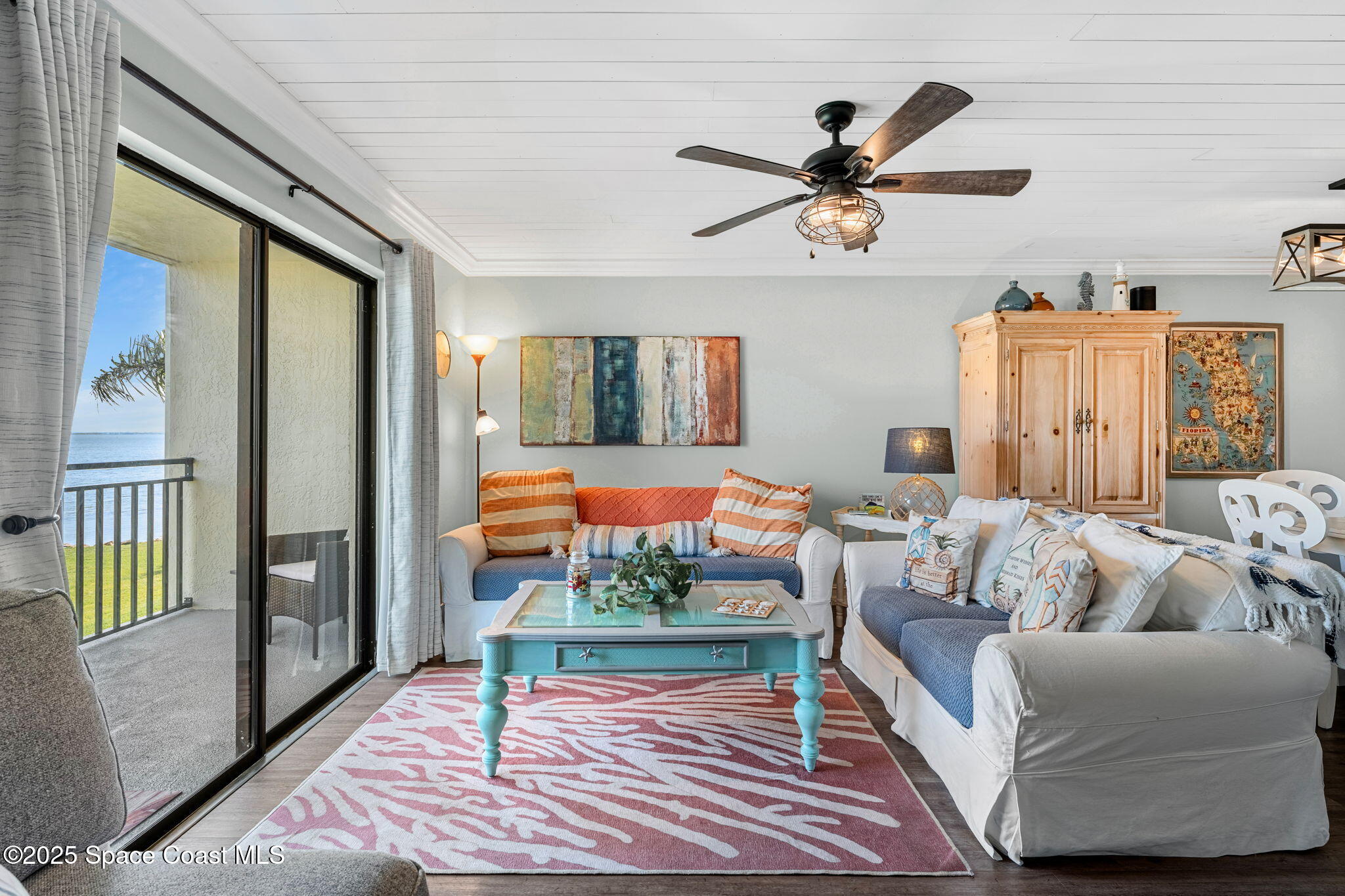 200 International Drive 817