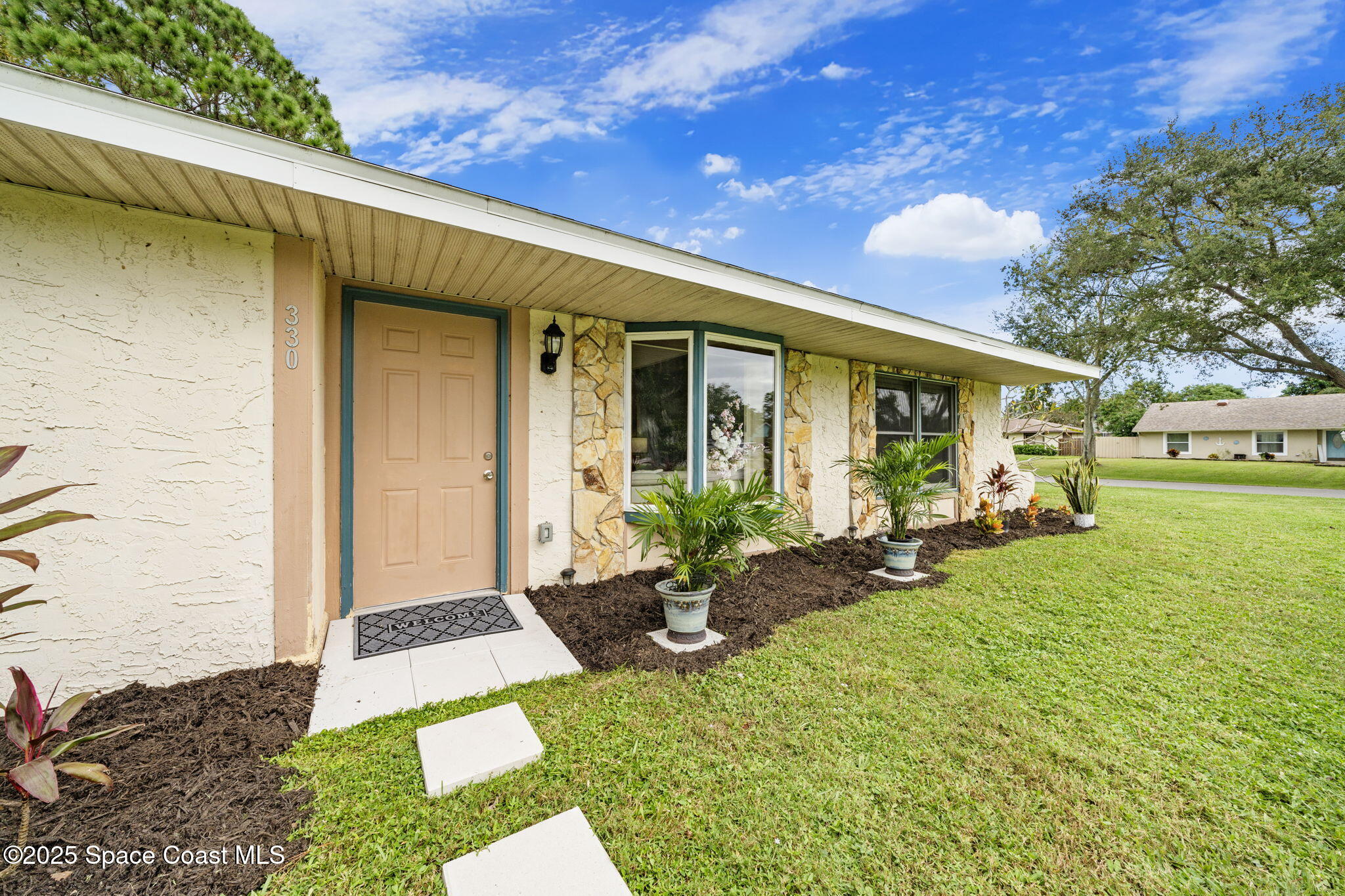 330 Lake Point Place Place