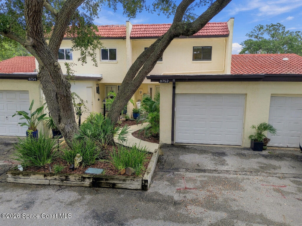 8752 Cocoa Court