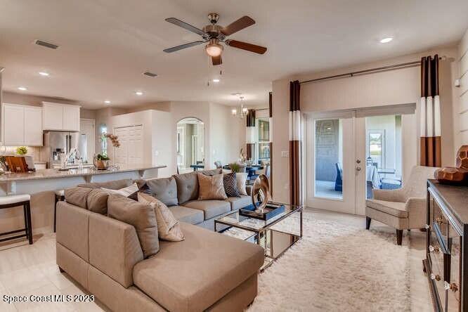 6921 Cameo Drive