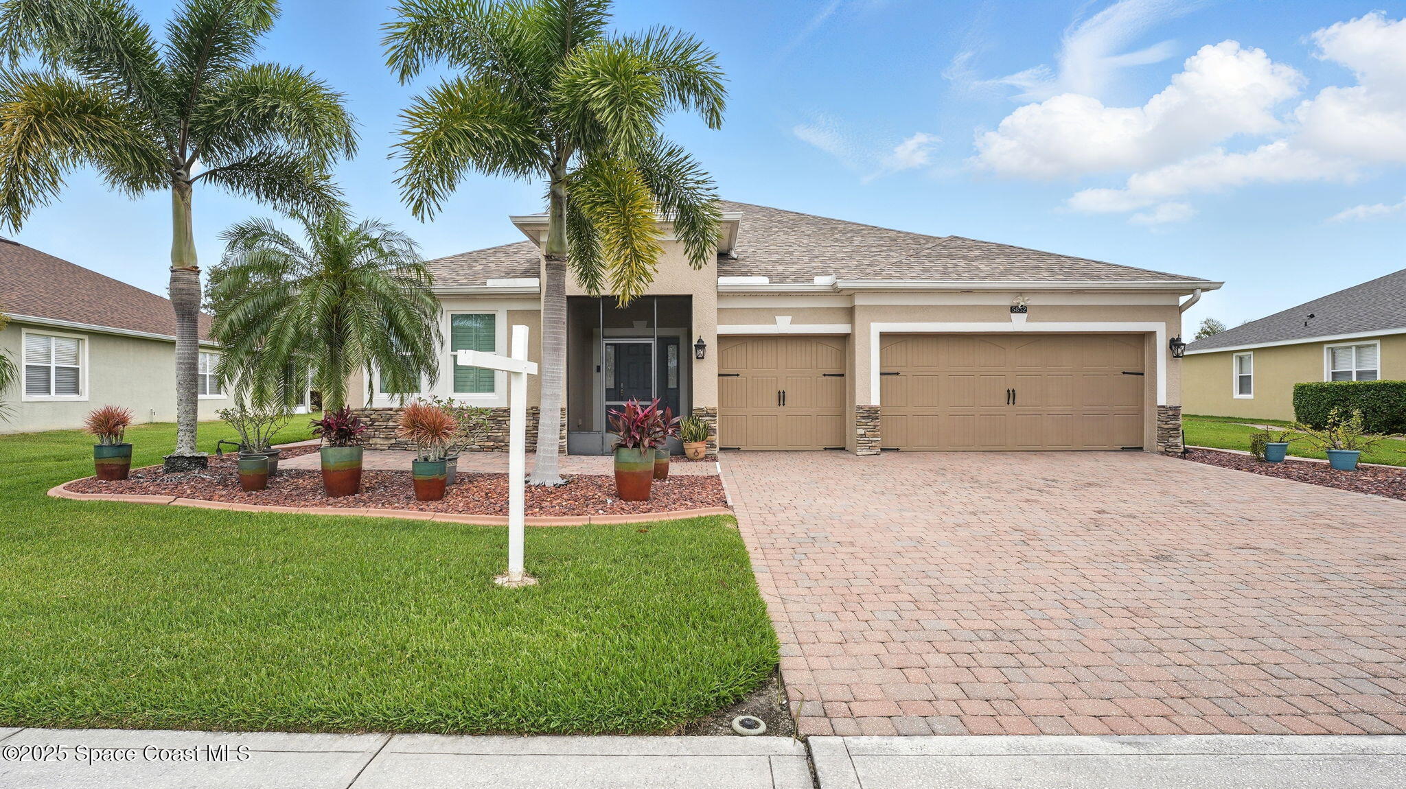 5852 Goleta Circle