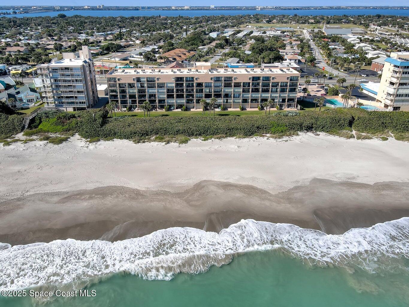 995 N Highway A1a 203