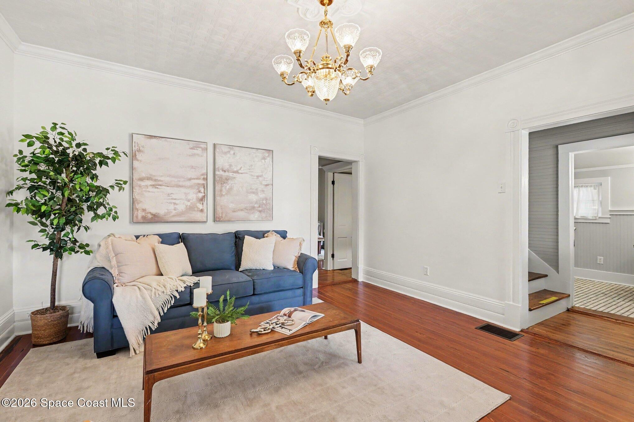 35 Barton Avenue