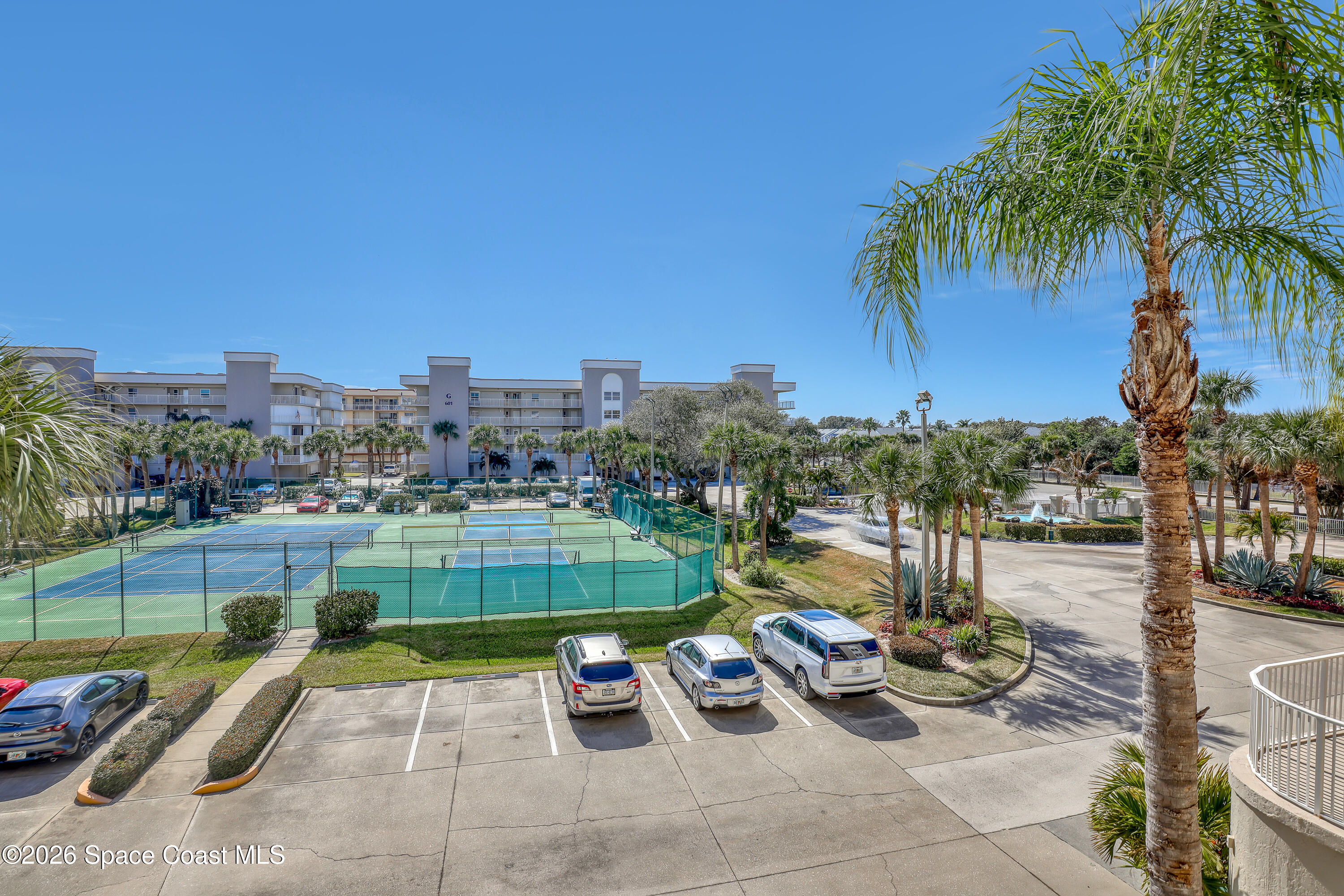 602 Shorewood Drive A305