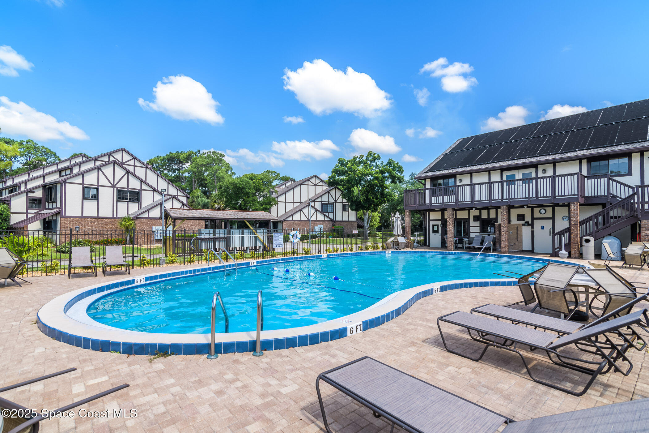 797 Greenwood Manor Cir Circle 12-D