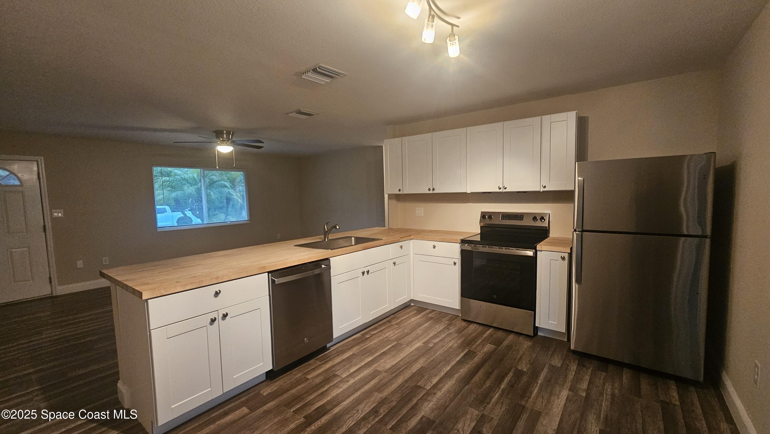 1520 Lucky Street NW