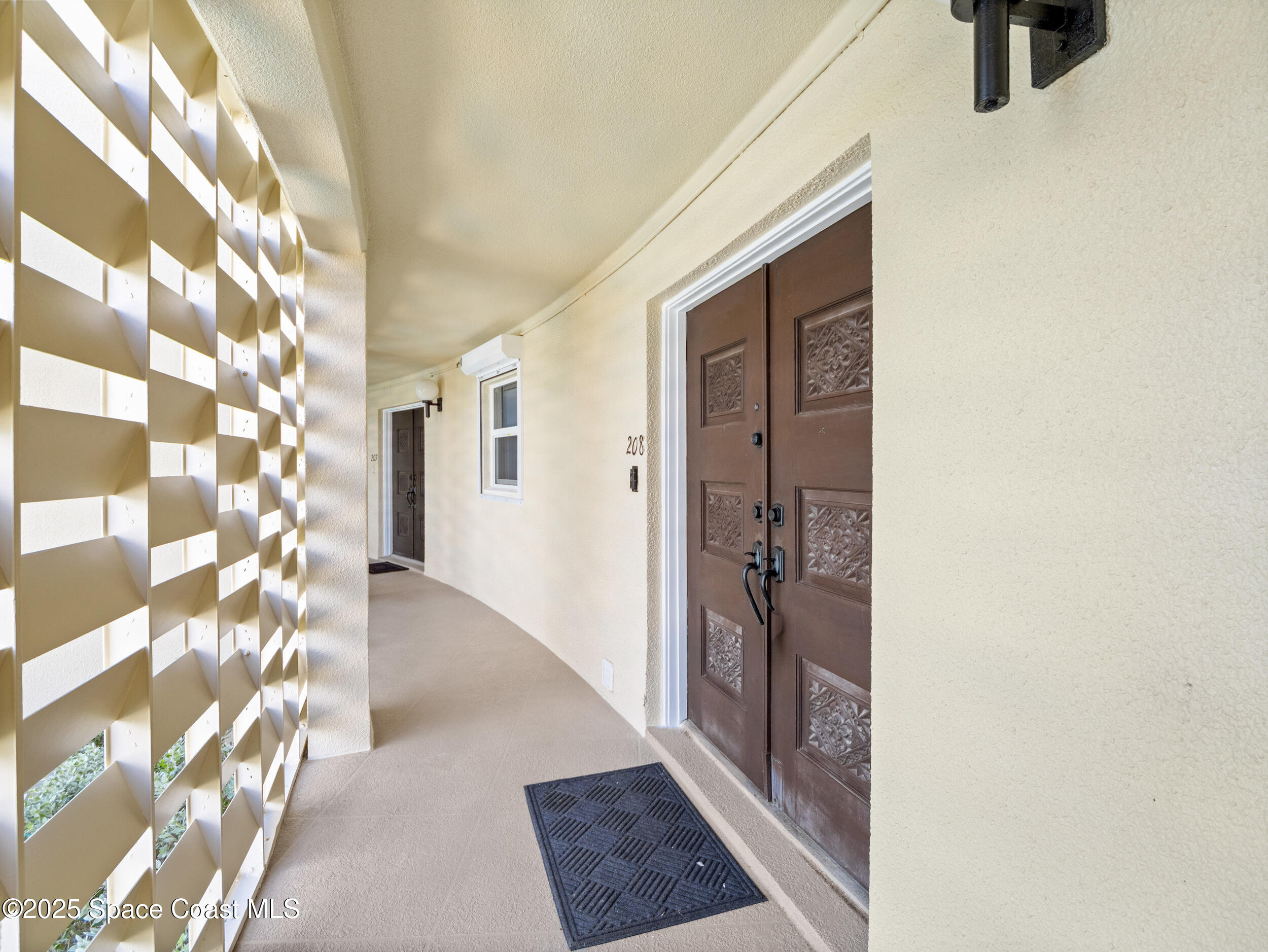 4850 Ocean Beach Boulevard 208