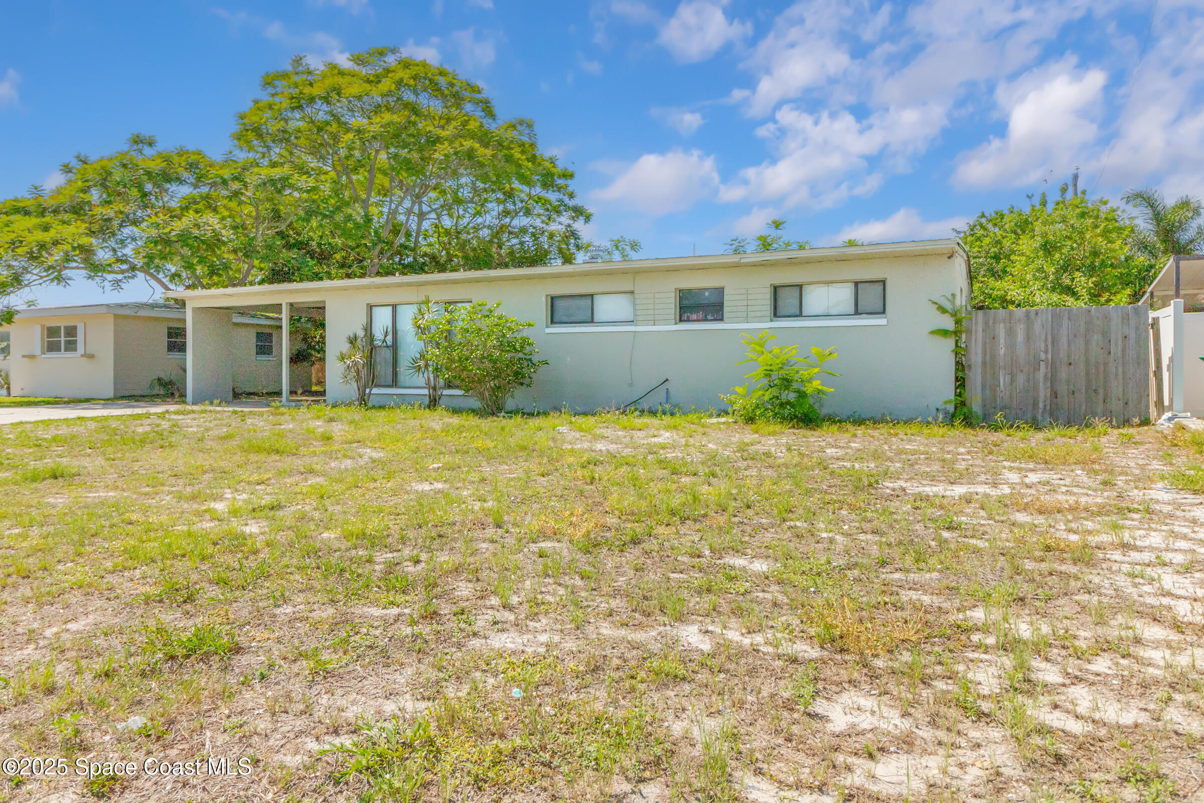 1049 Azalea Lane