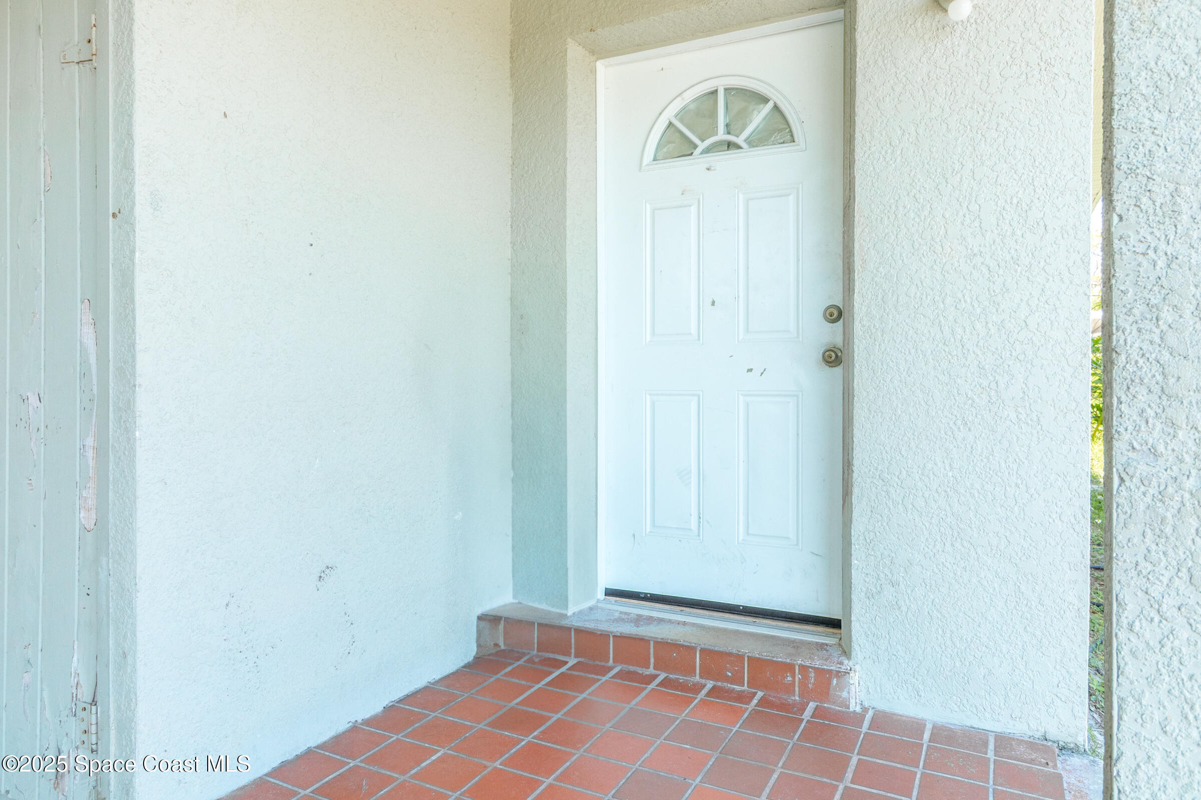 1049 Azalea Lane