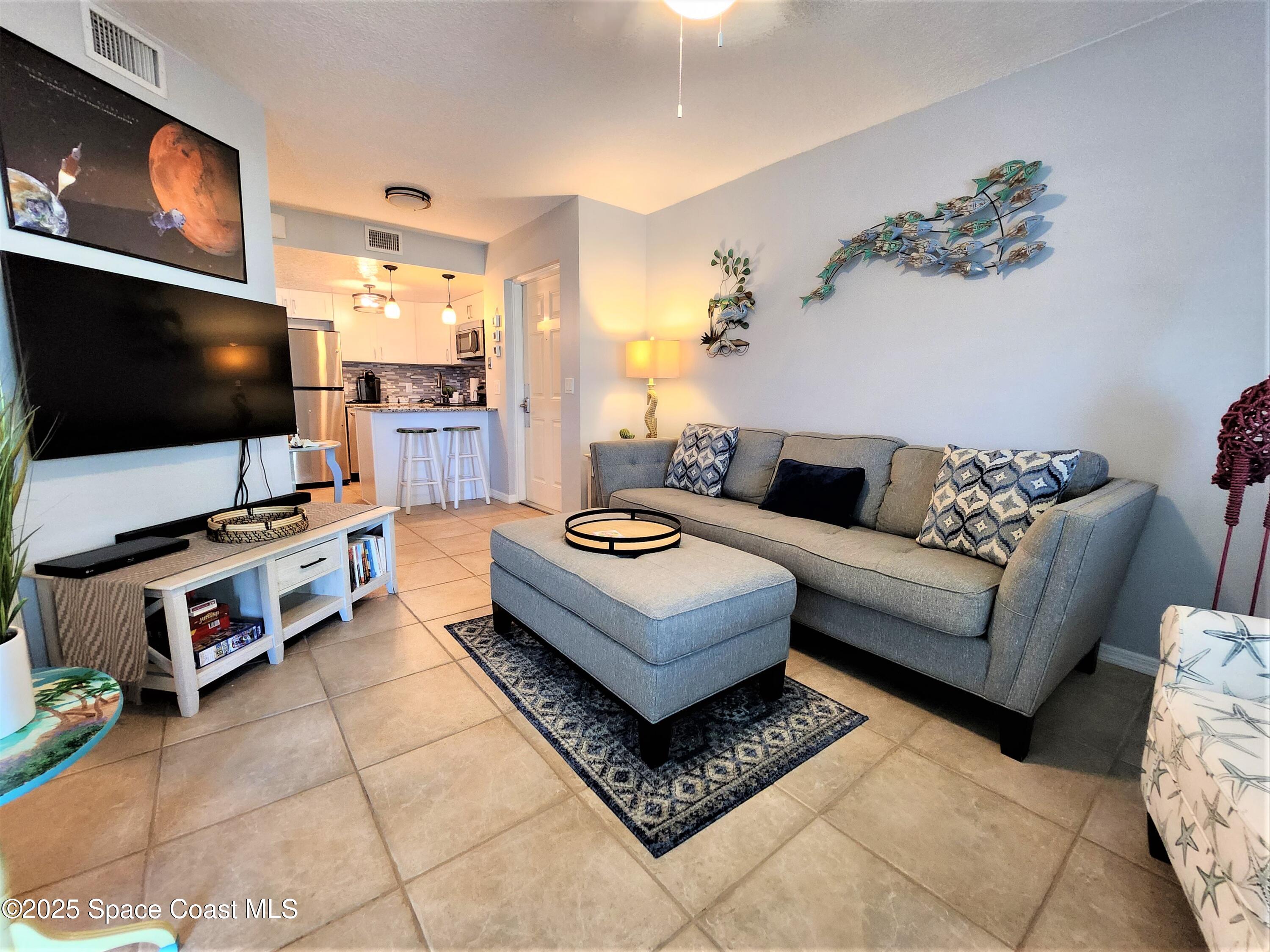 8600 Ridgewood Avenue 1209