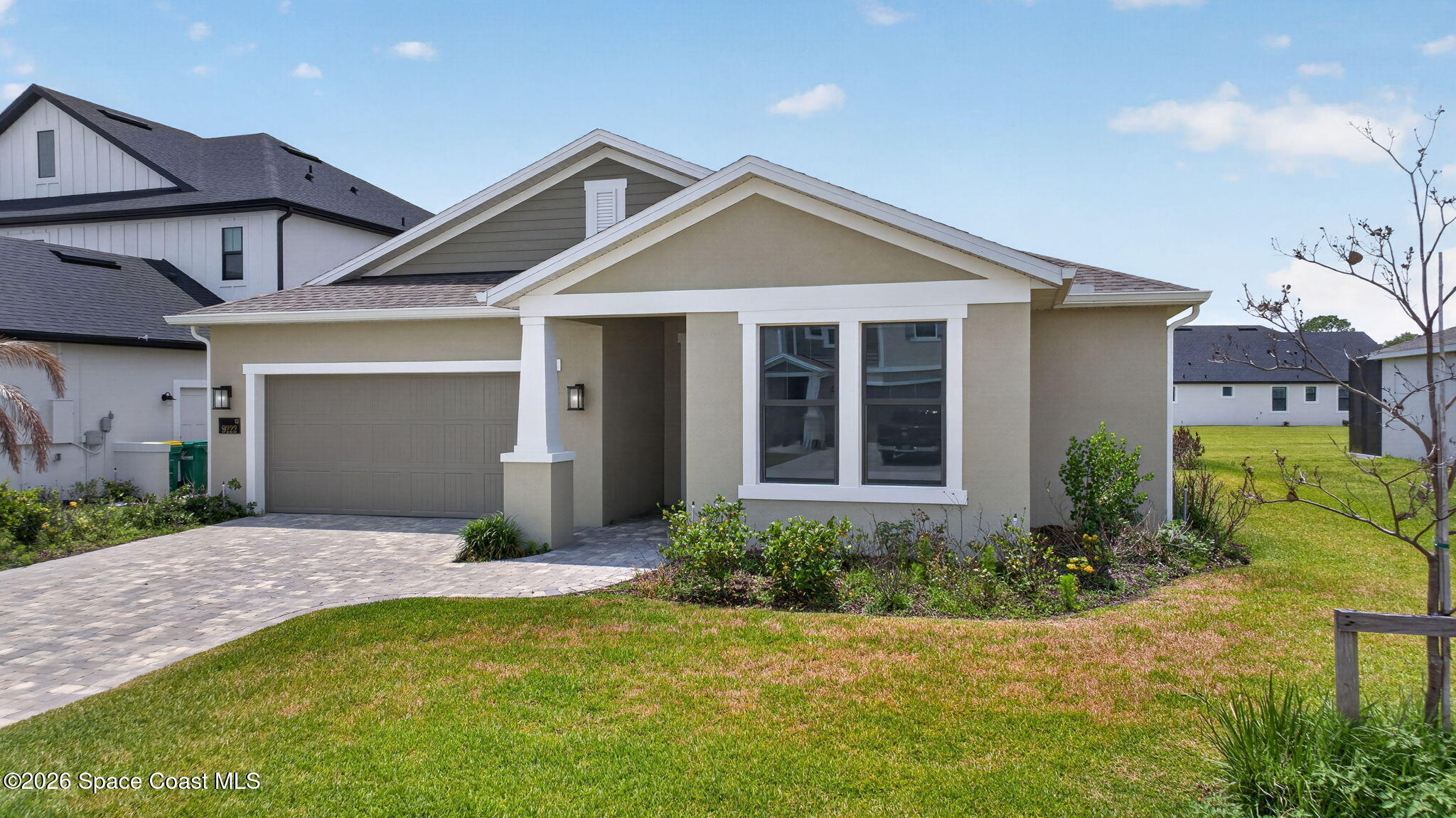 9222 Machin Place