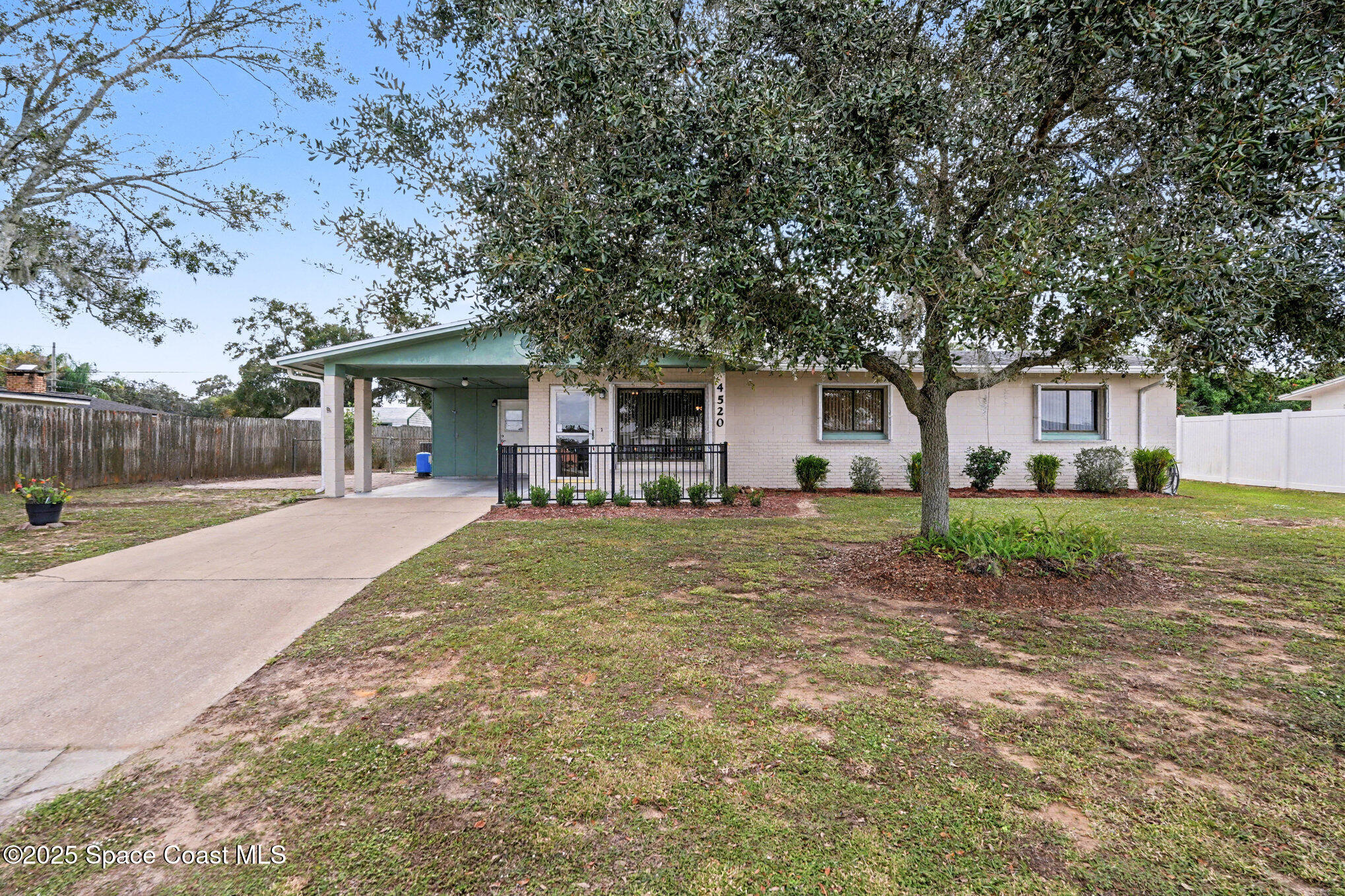 4520 Jenny Lind Drive