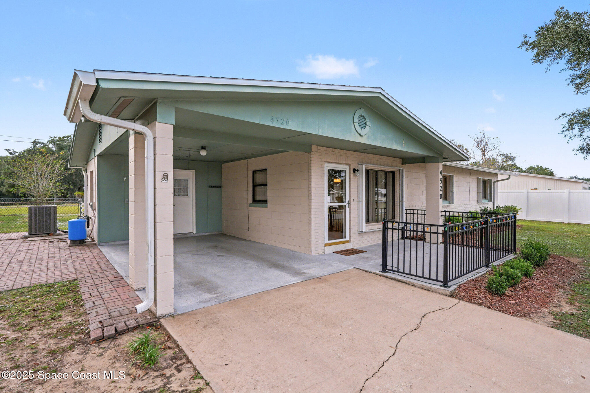 4520 Jenny Lind Drive