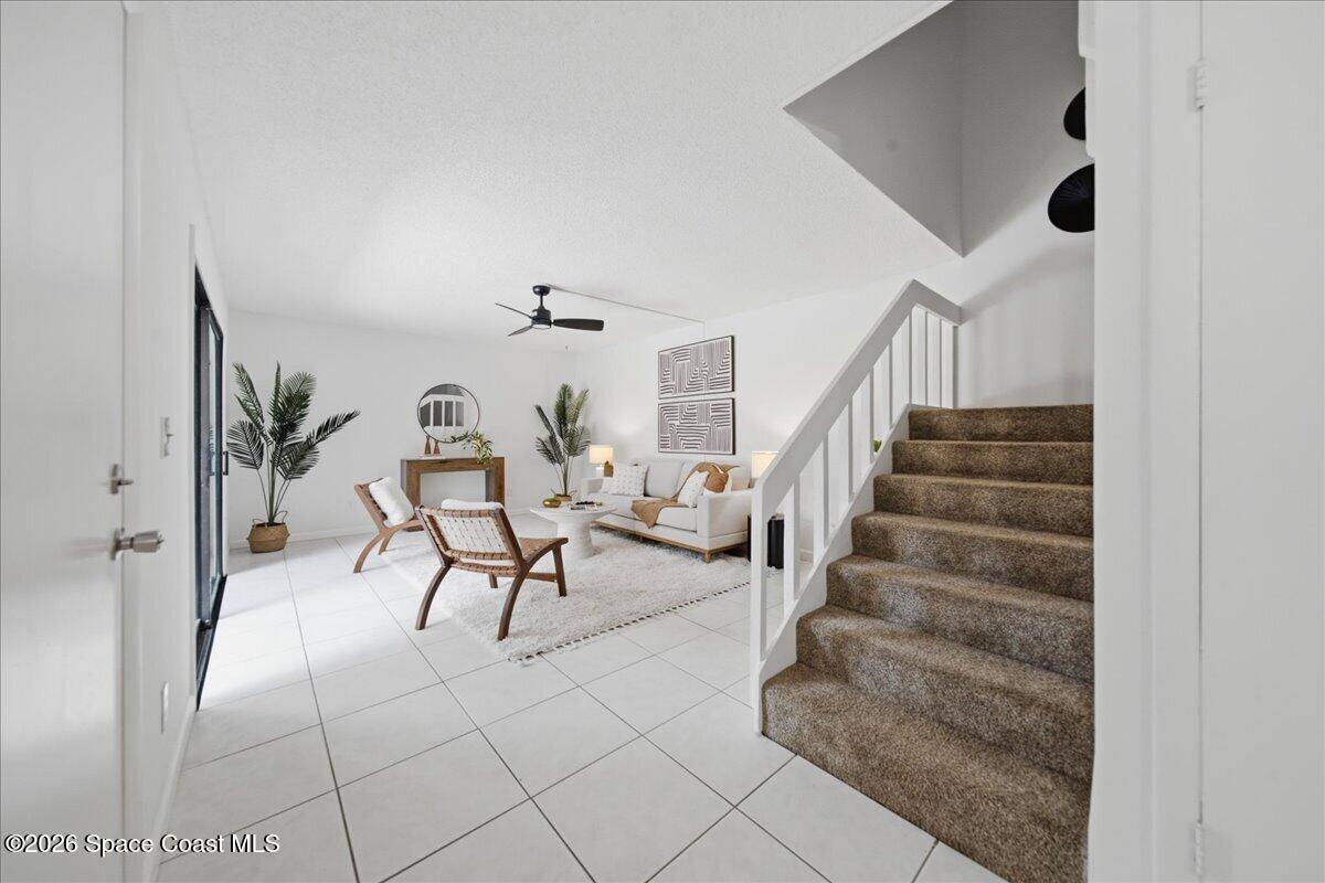 2913 Vista Oaks Circle NE