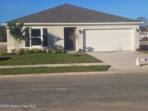 Photo of 952 SW Richmond Circle SW, Palm Bay, FL 32908 (MLS # 1063958)