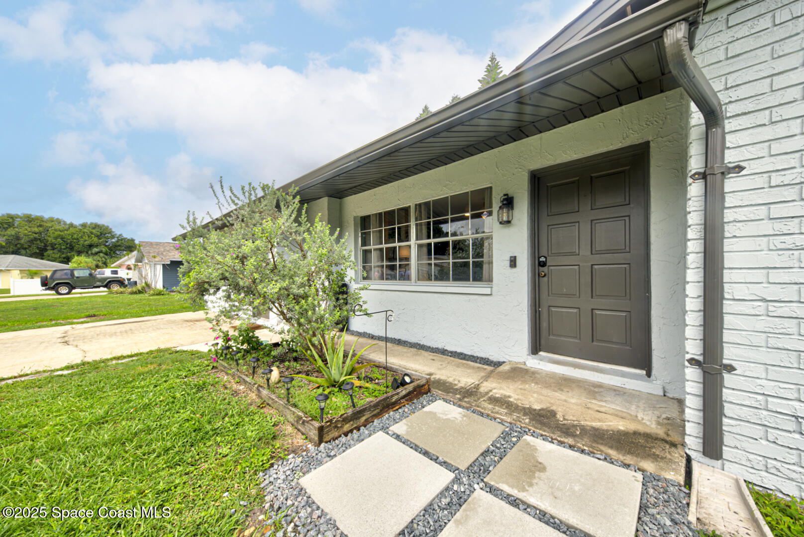 240 Maureen Avenue