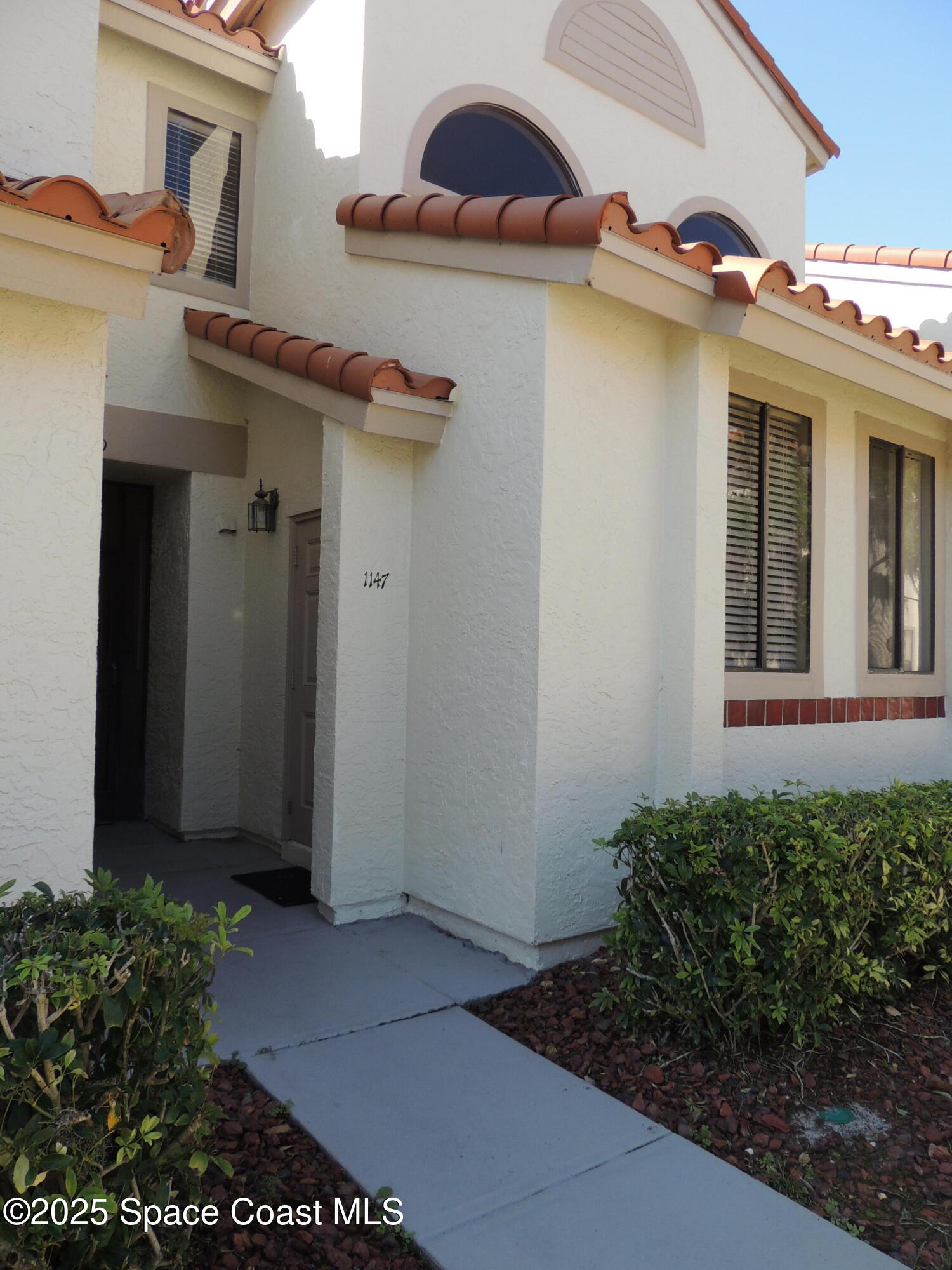 1147 Country Club Drive 1021