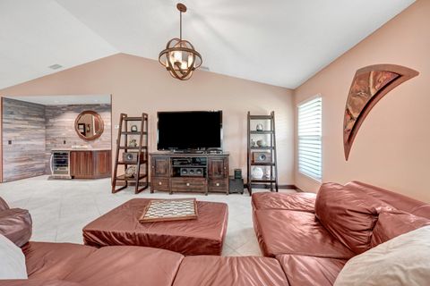 Townhouse in Melbourne FL 826 Willow Creek Lane 23.jpg