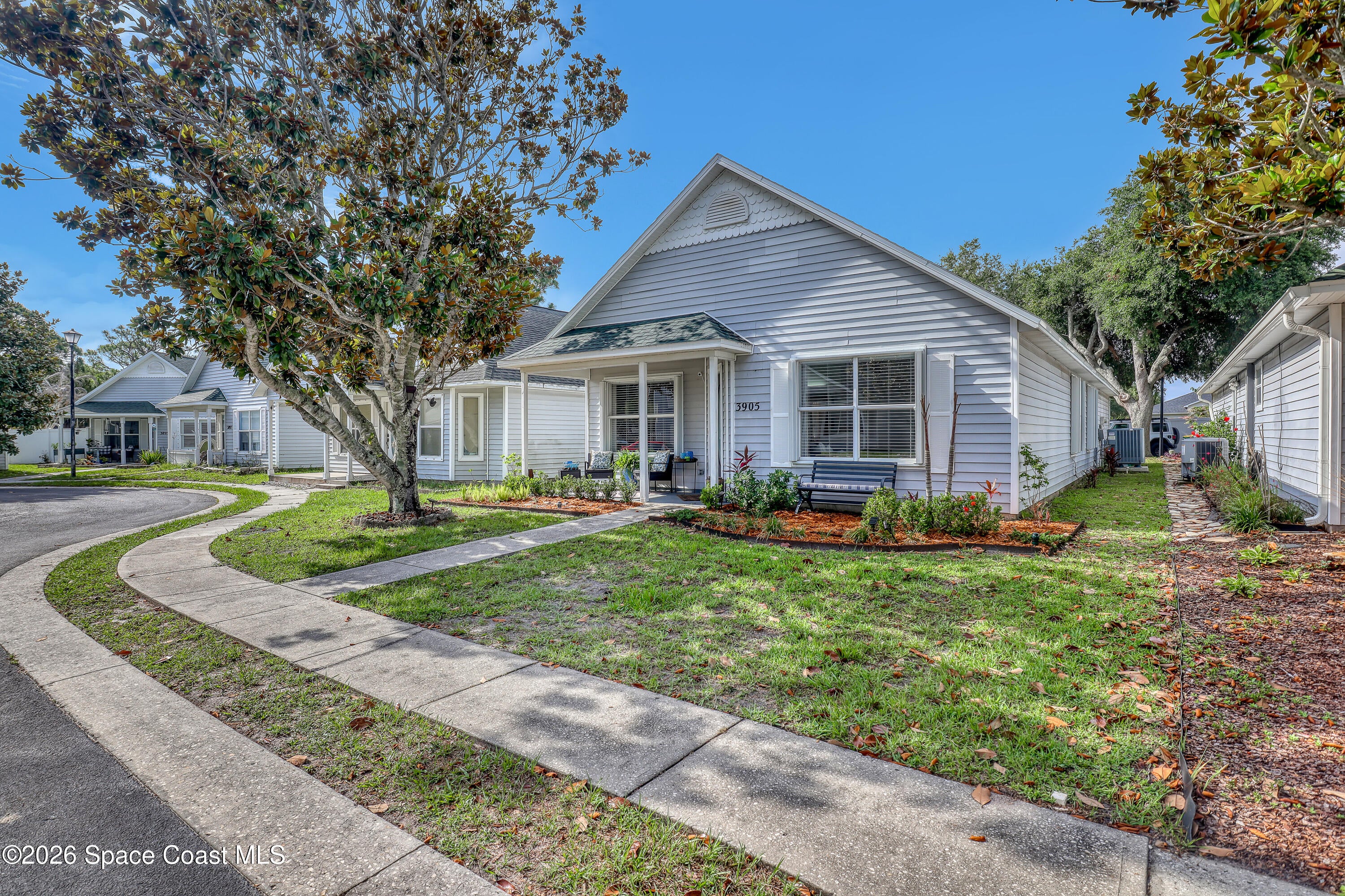 3905 Veranda Court 2